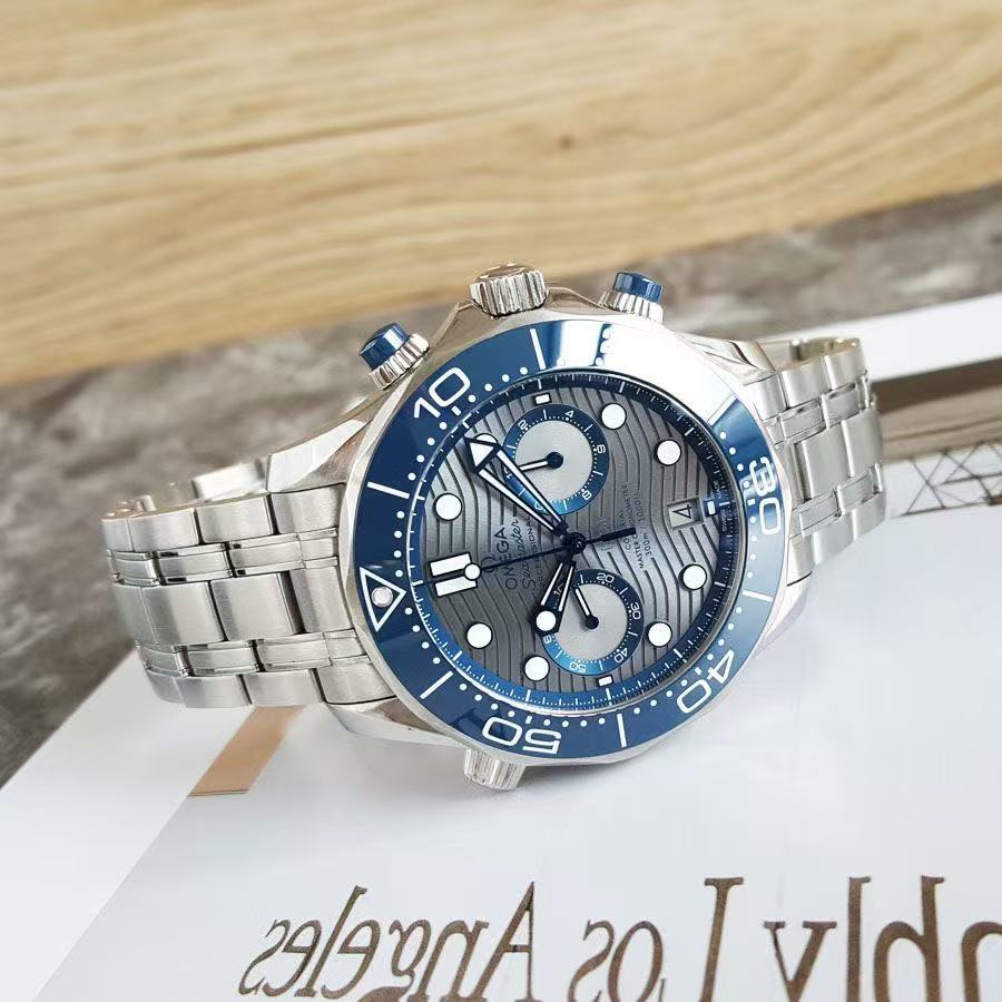 Omega 210.30.44.51.06.001 detail 1
