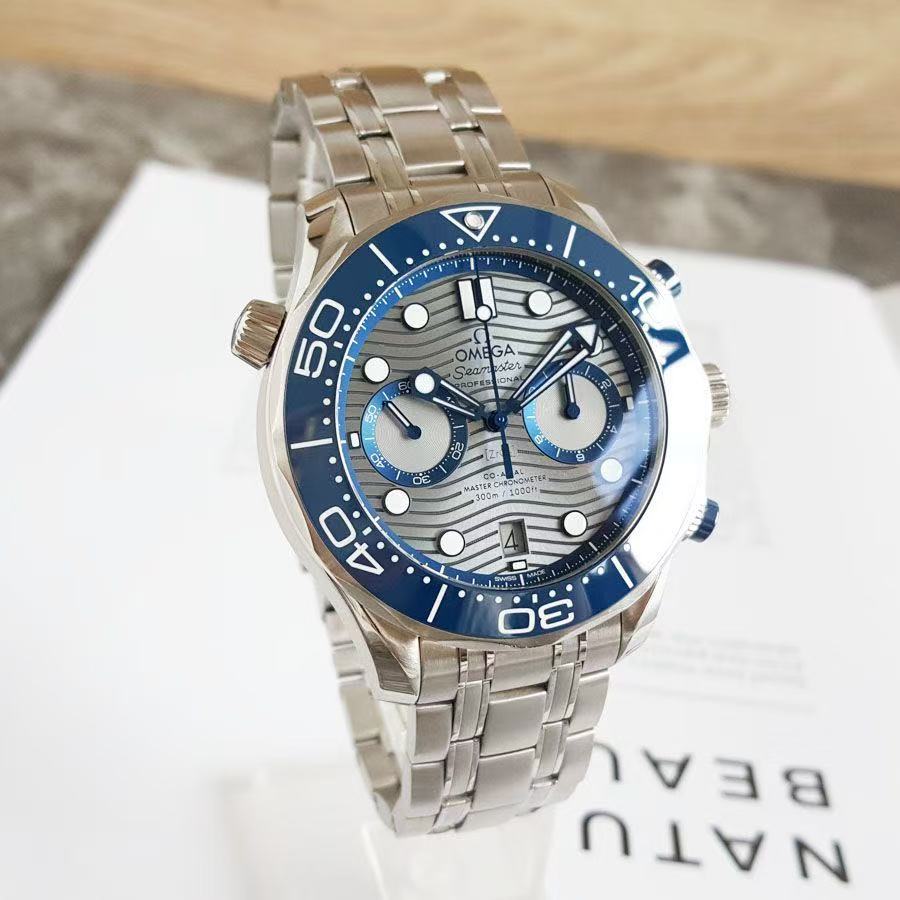 Omega 210.30.44.51.06.001