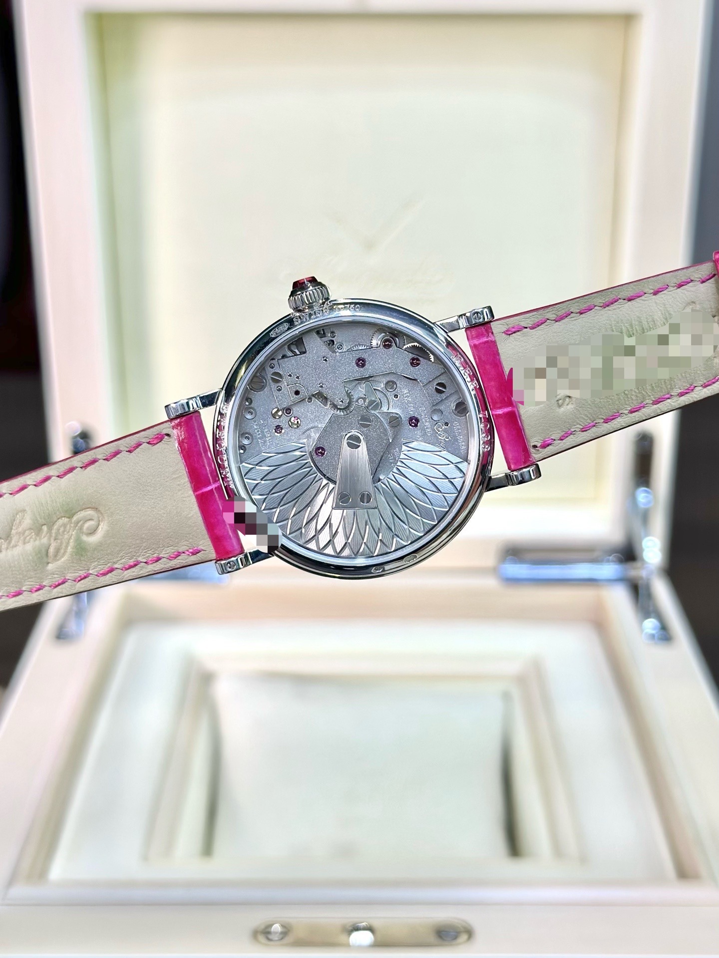 Breguet 7038BB / 1T / 9V6 detail 3
