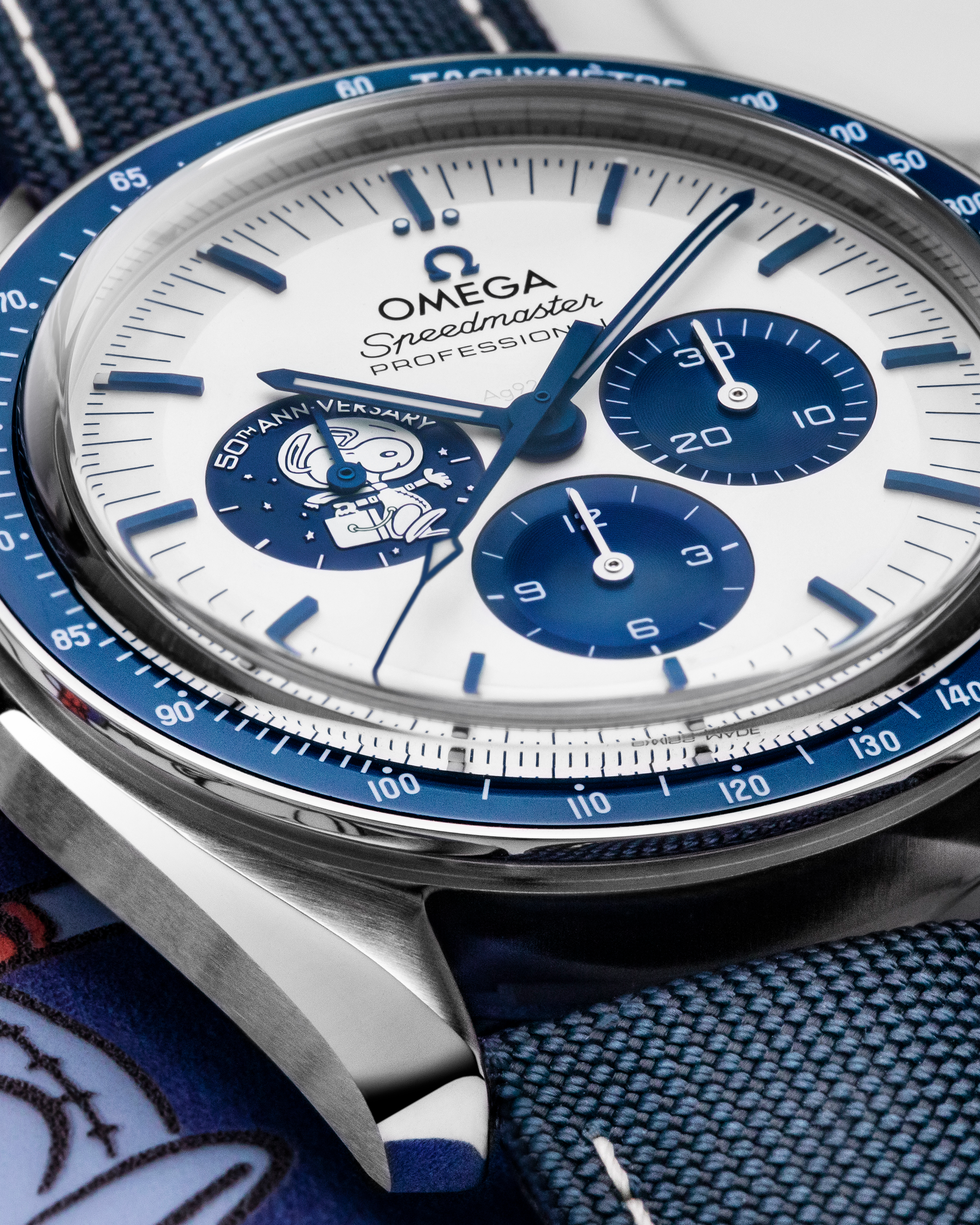 Omega 310.32.42.50.02.001 detail 4