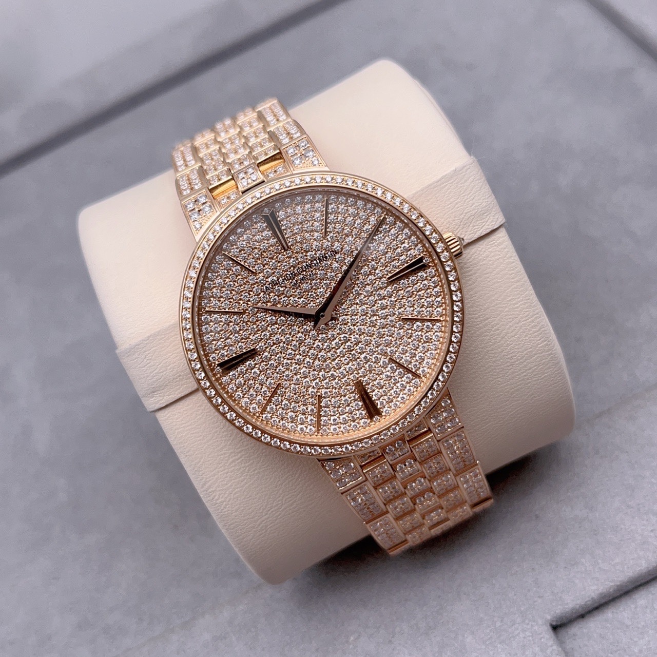 Vacheron Constantin 81575 / V02R-9275 detail 2