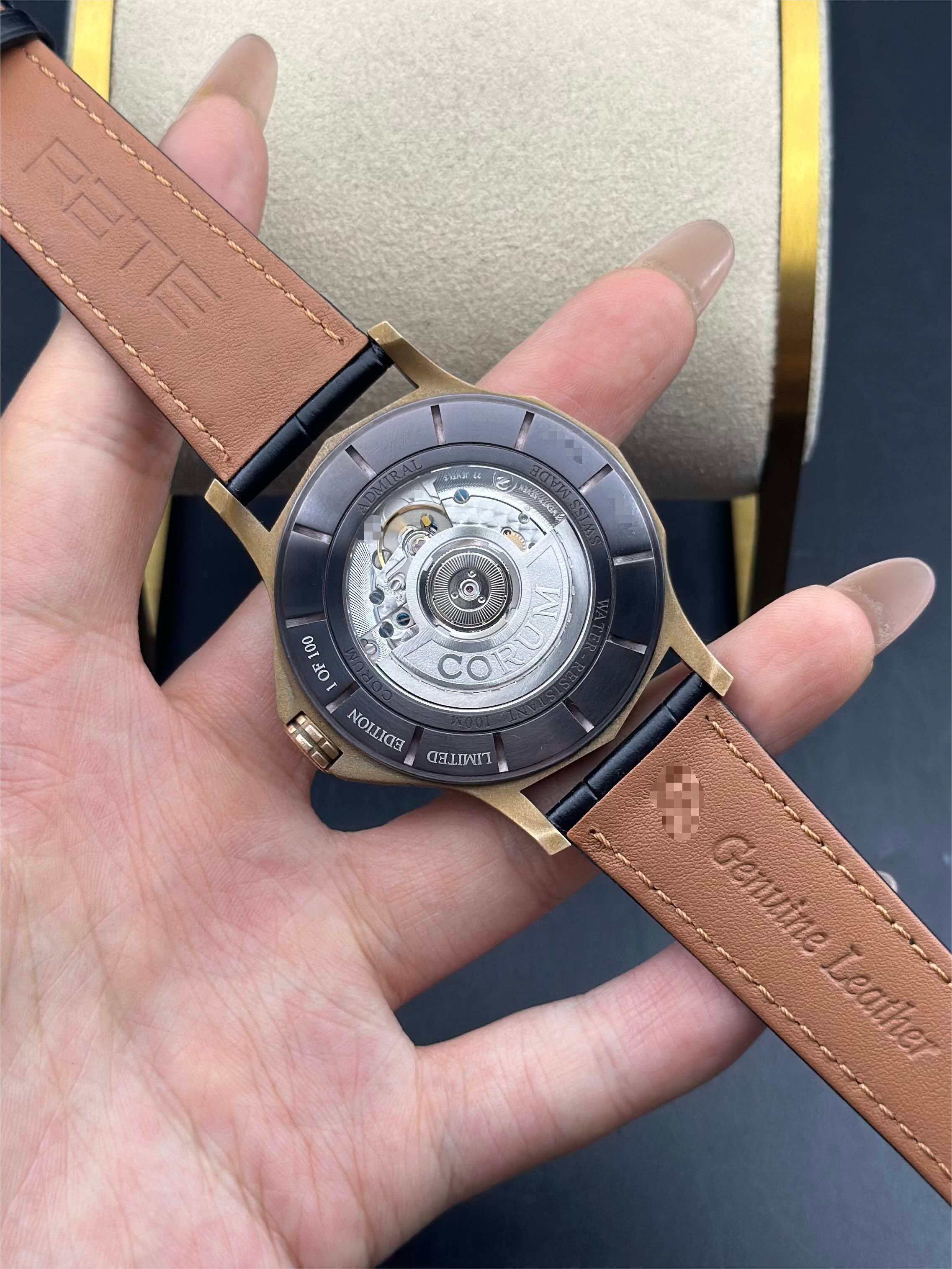 Corum A395 / 04319 detail 7