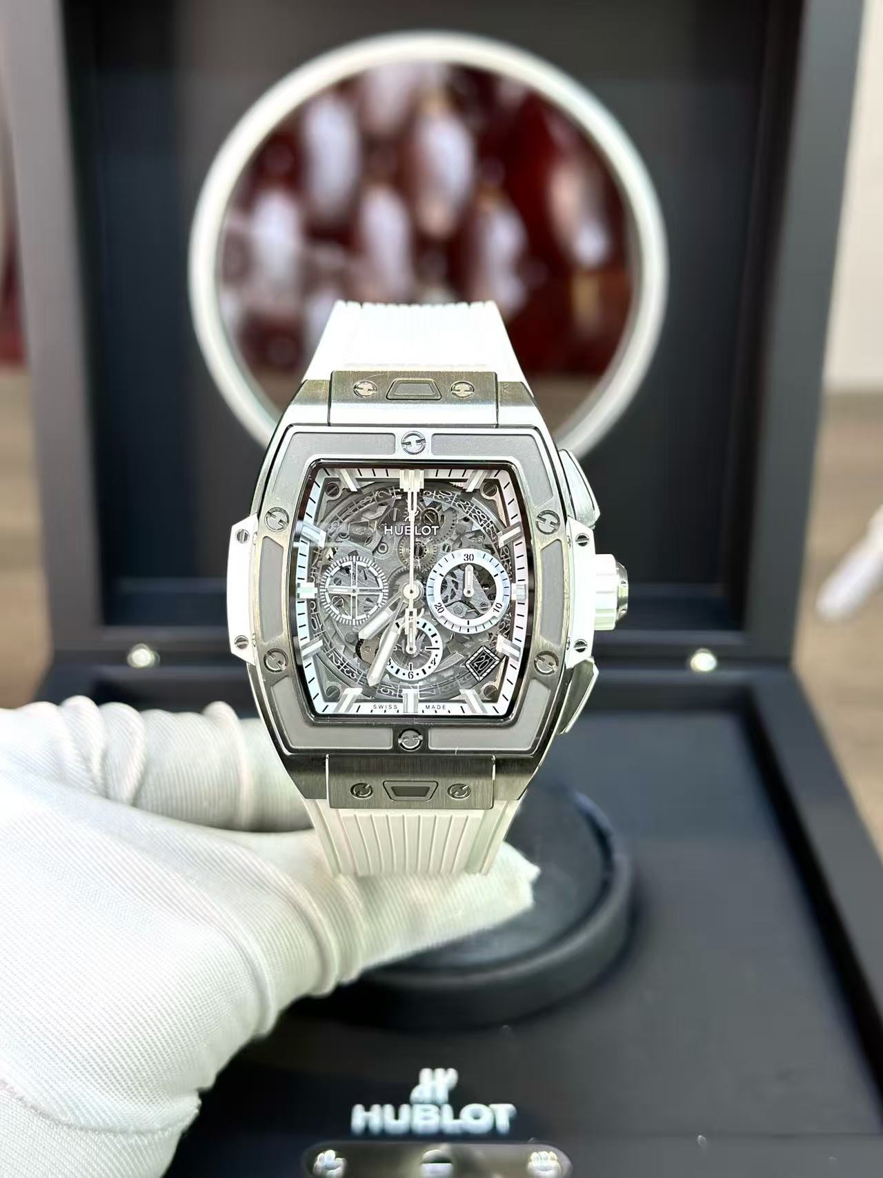 Hublot 642.NE.2010.RW