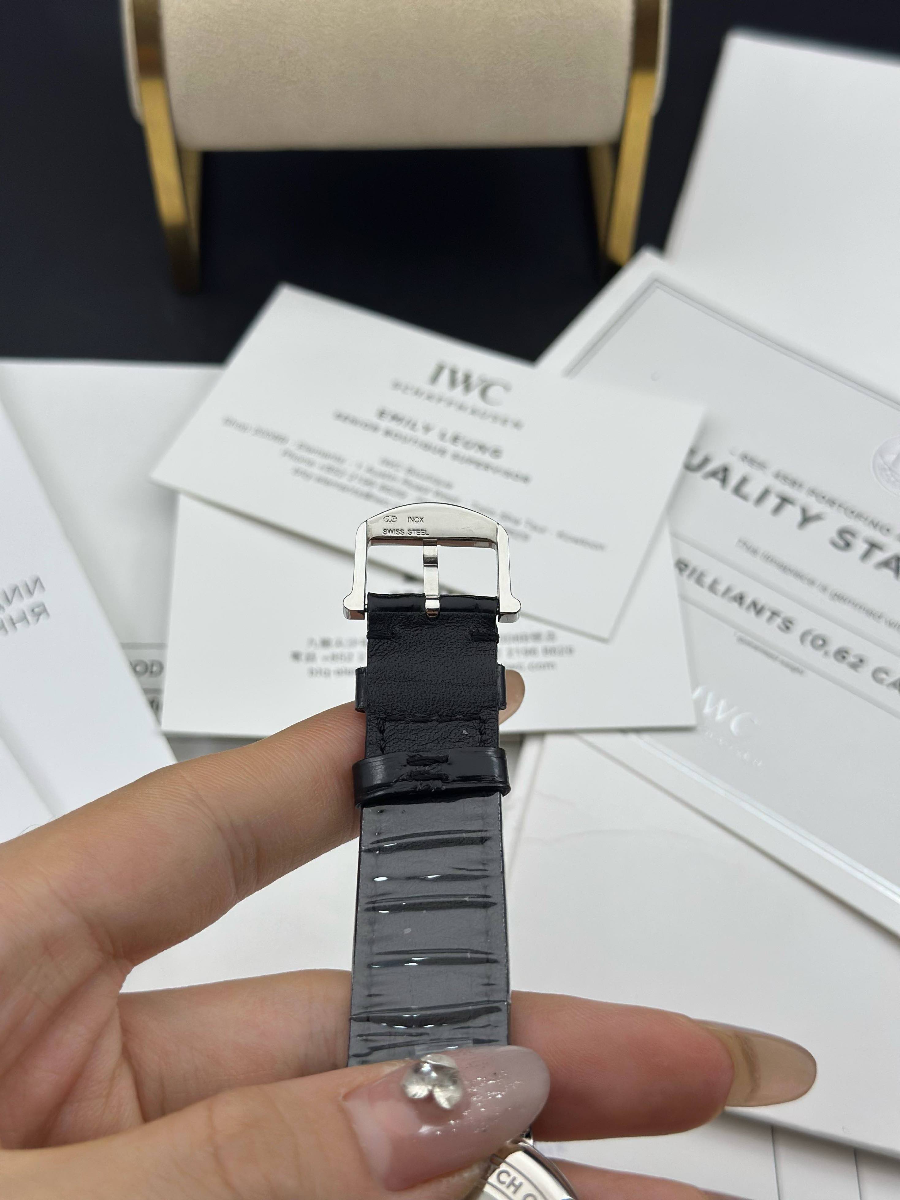 IWC IW458104 detail 5