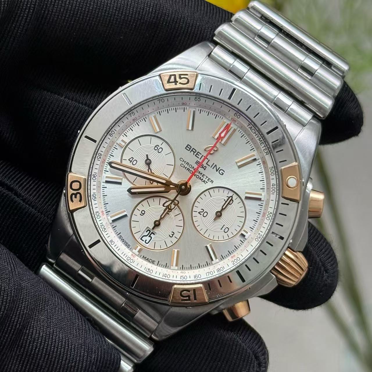 Breitling IB0134101G1A1 detail 1