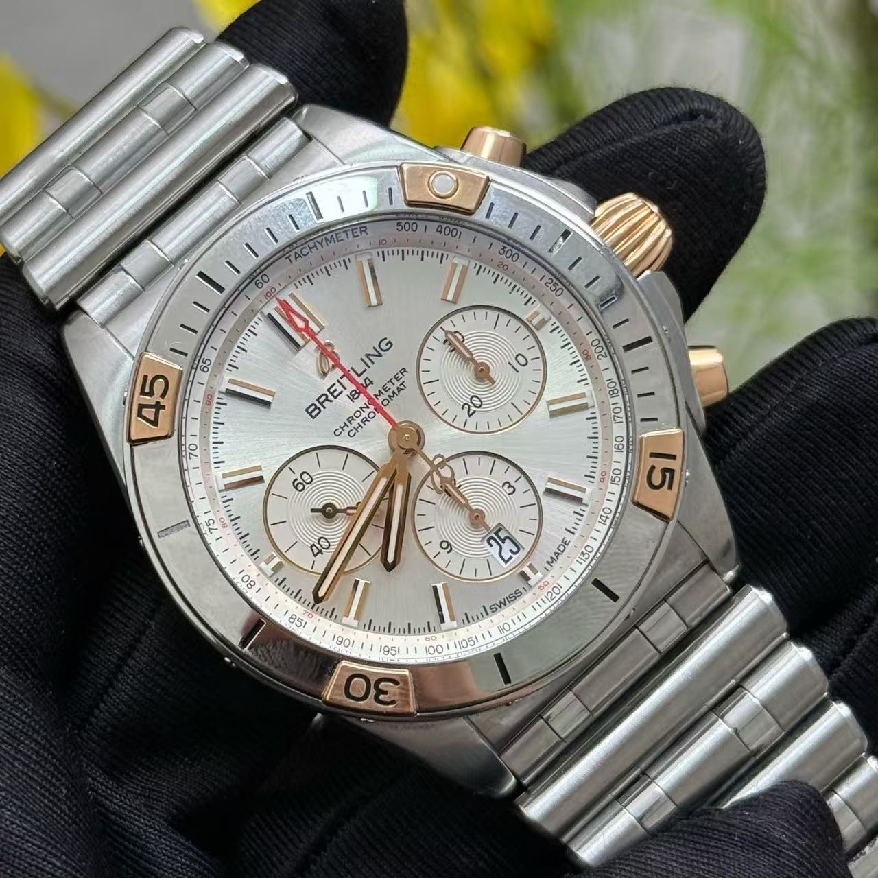 Breitling IB0134101G1A1 detail 2