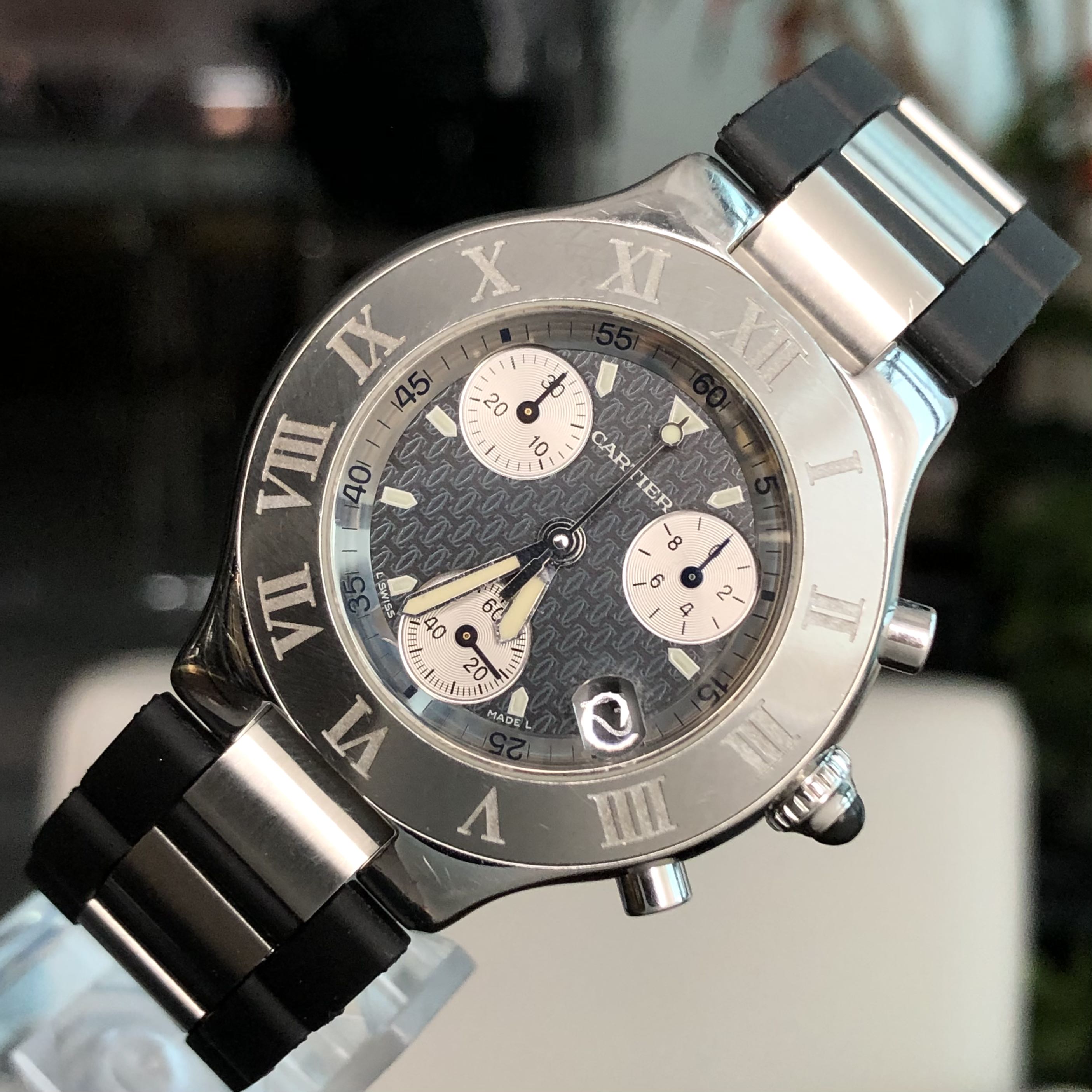 Cartier W10125U2 detail 1