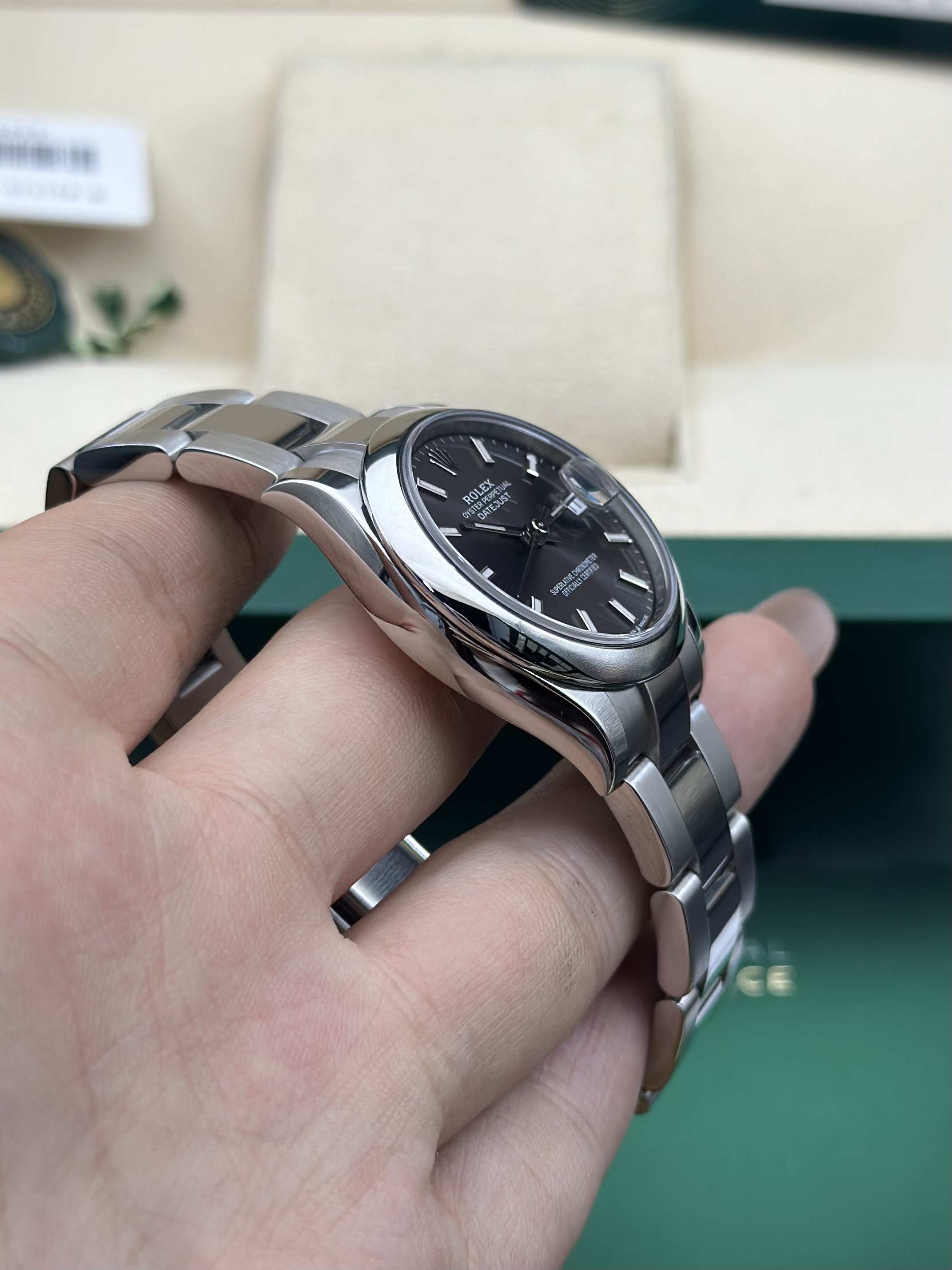 Rolex 278240-0009 detail 2