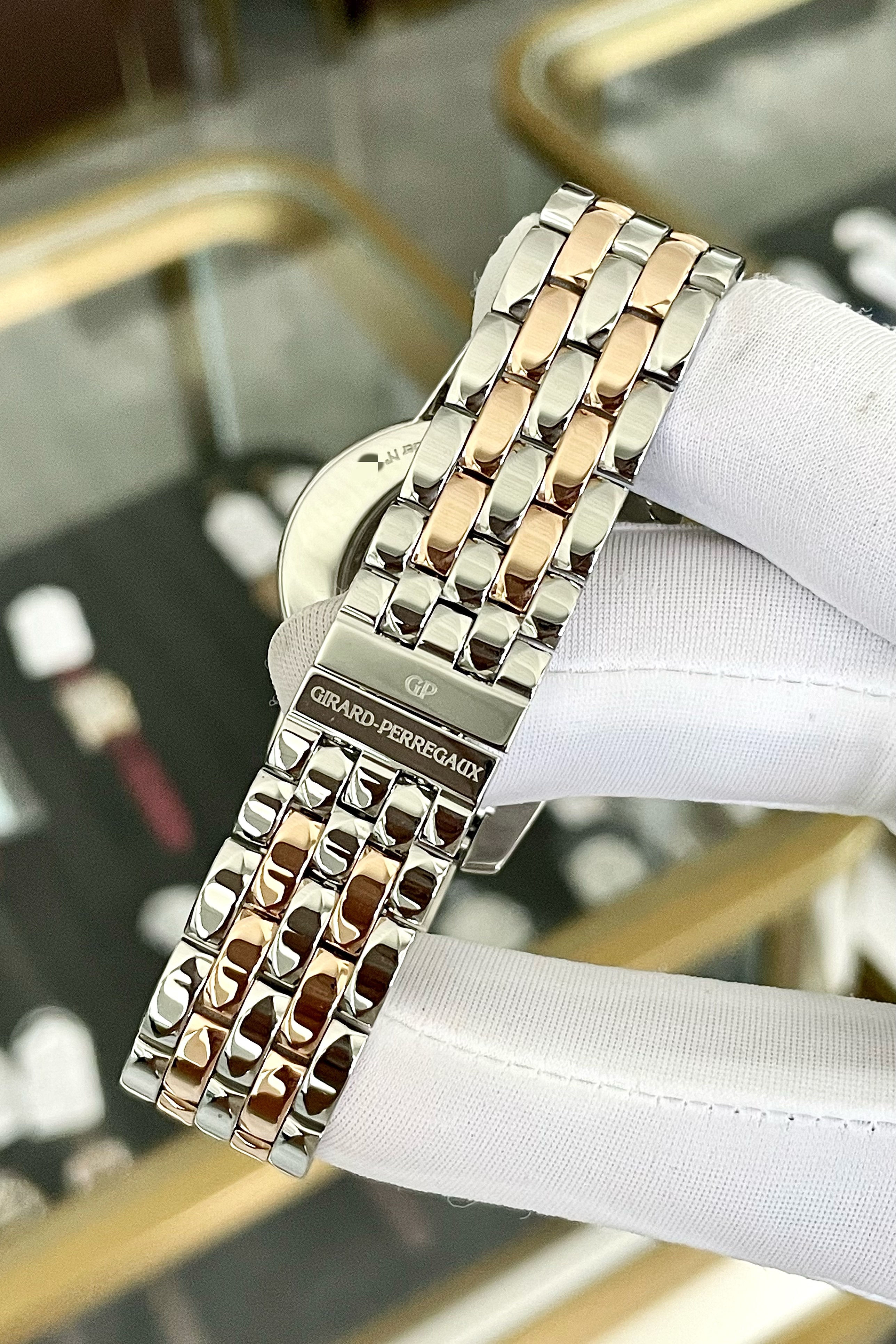 Girard Perregaux 80486 detail 7