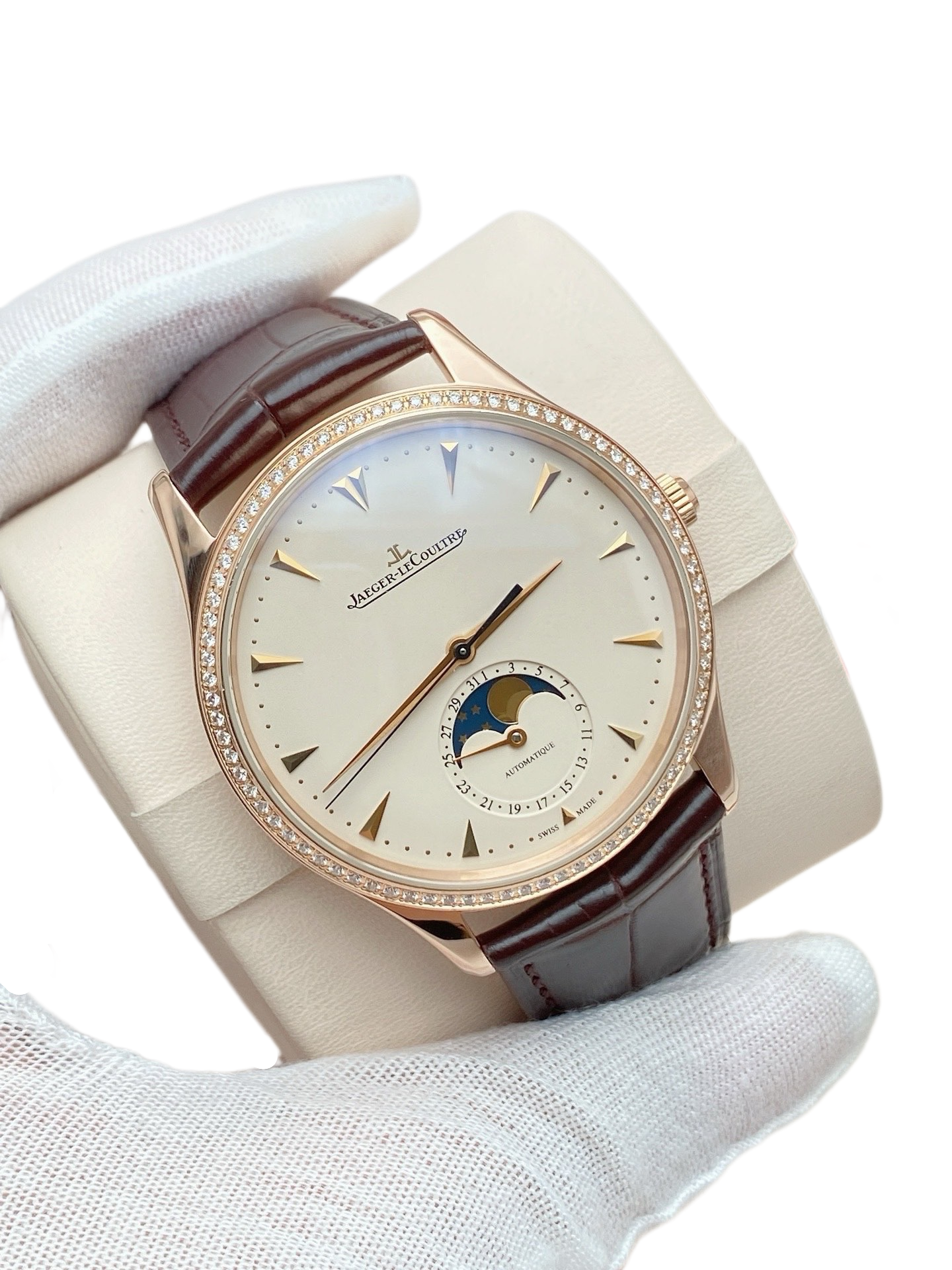Jaeger-LeCoultre 1362501 detail 2