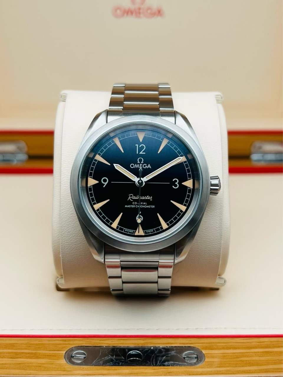 Omega 220.10.40.20.01.001
