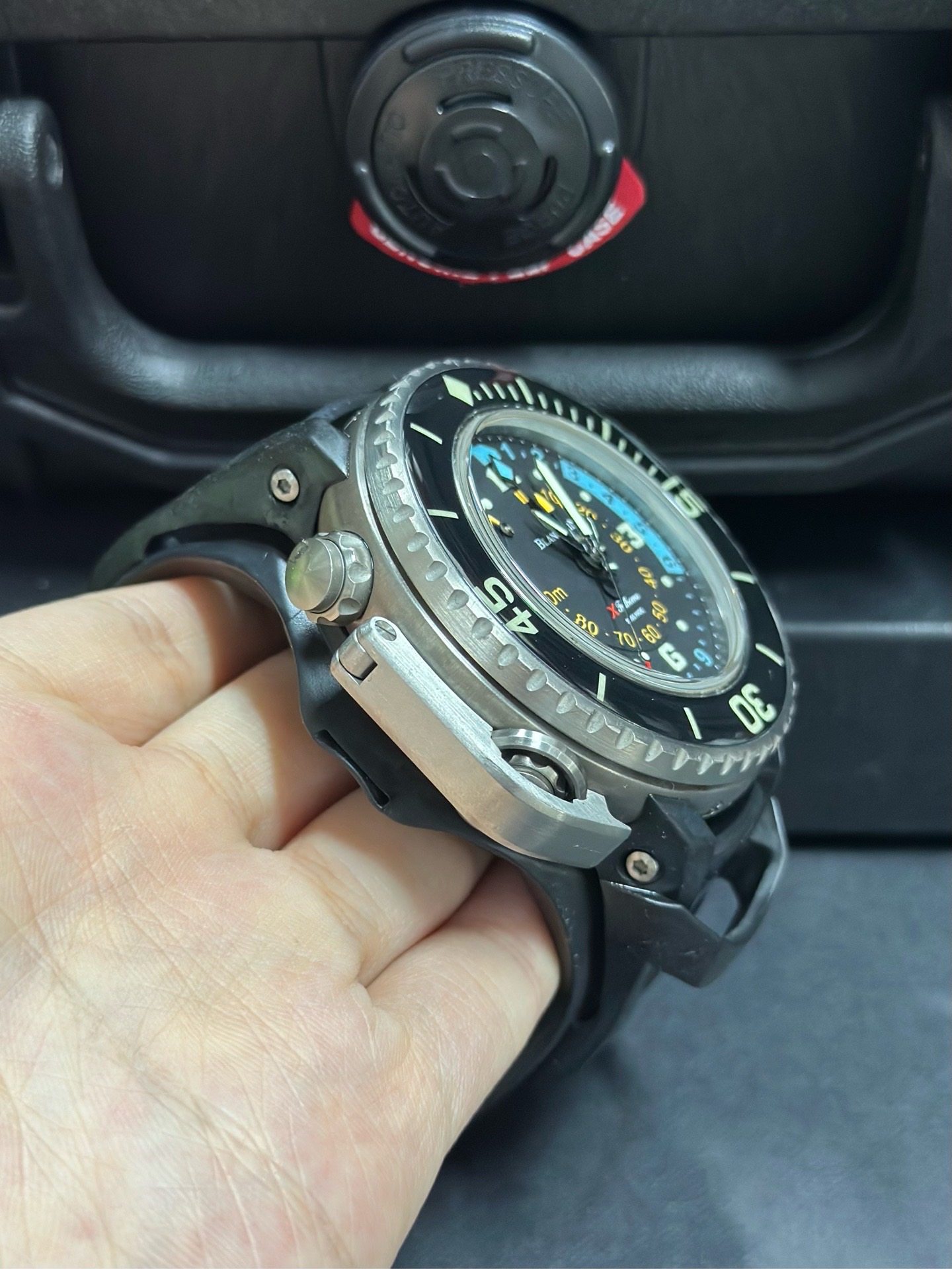 Blancpain 5018-1230-64A detail 2