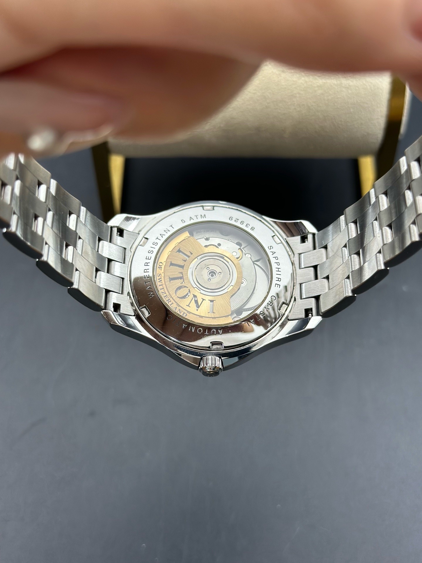 TITONI 83928S-316 detail 7