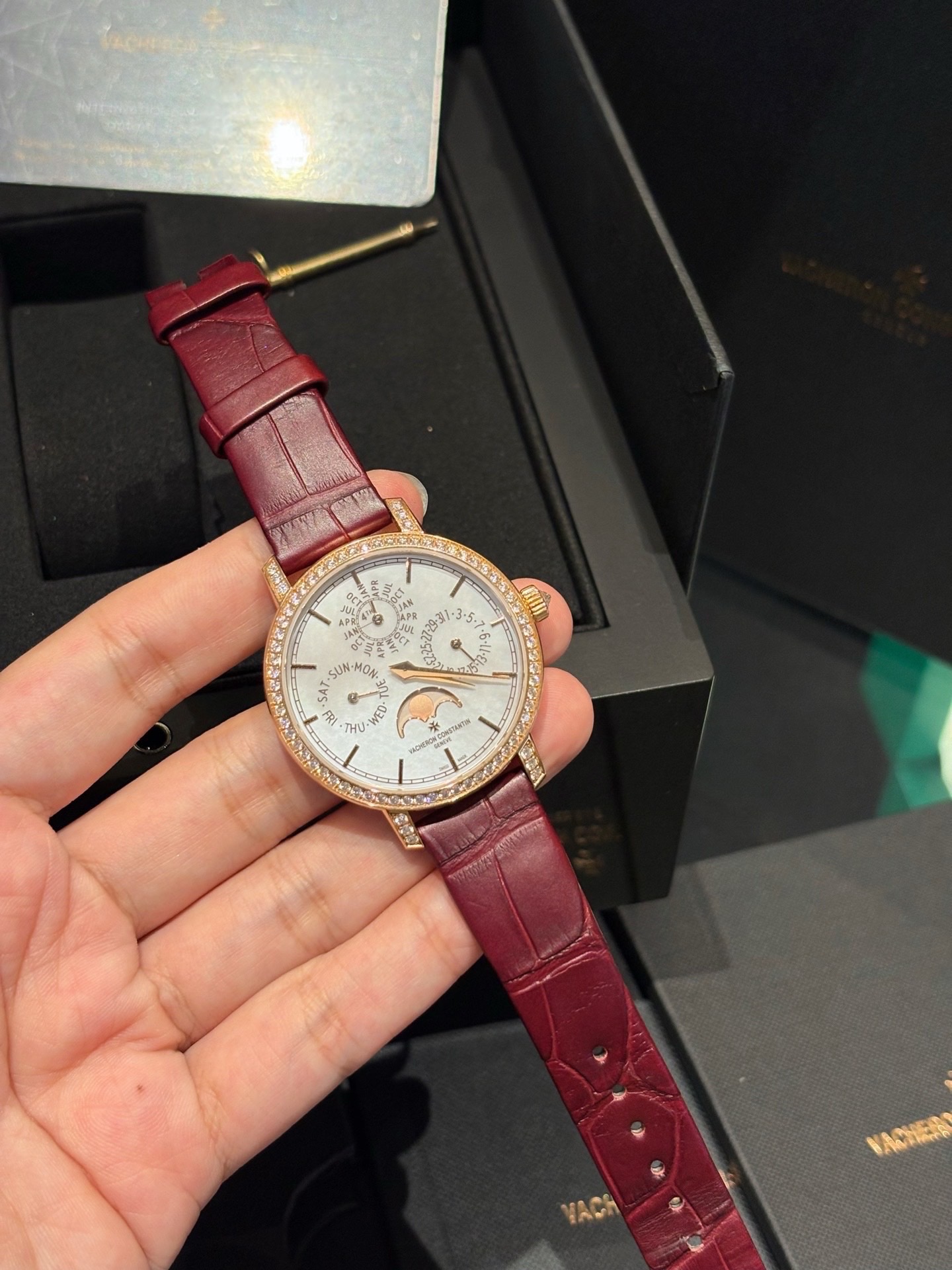 Vacheron Constantin 4305T / 000R-B947 detail 4