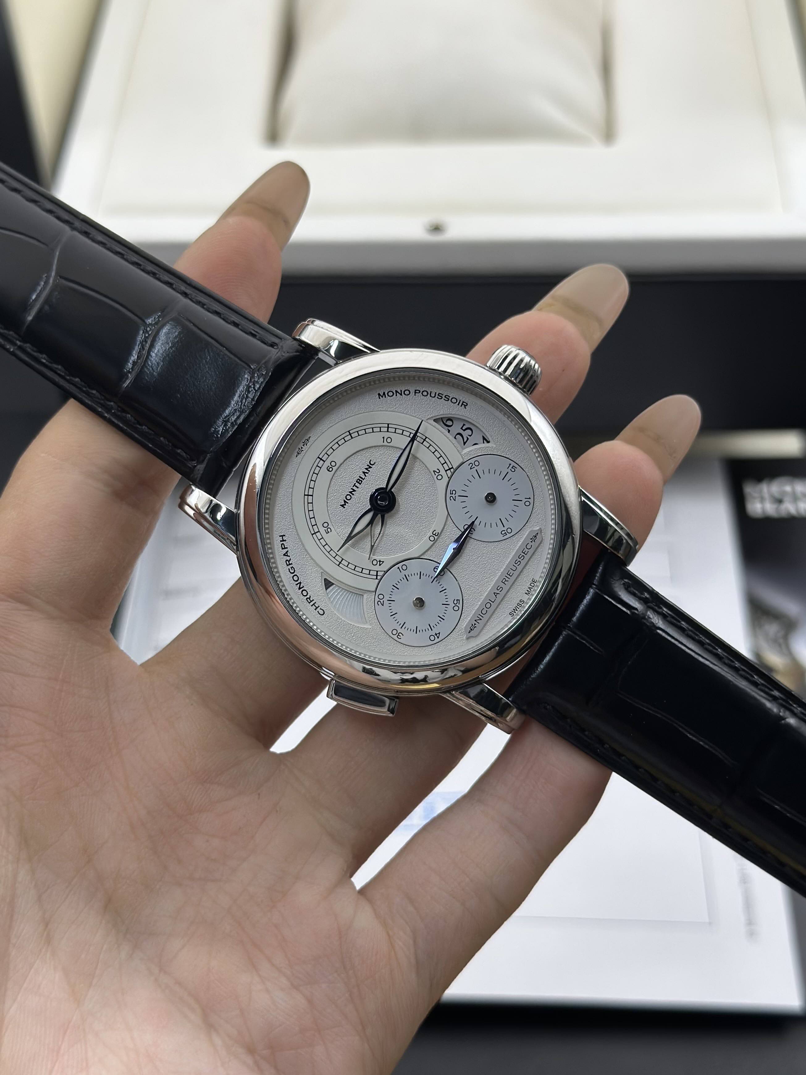 Montblanc U0111012 detail 1