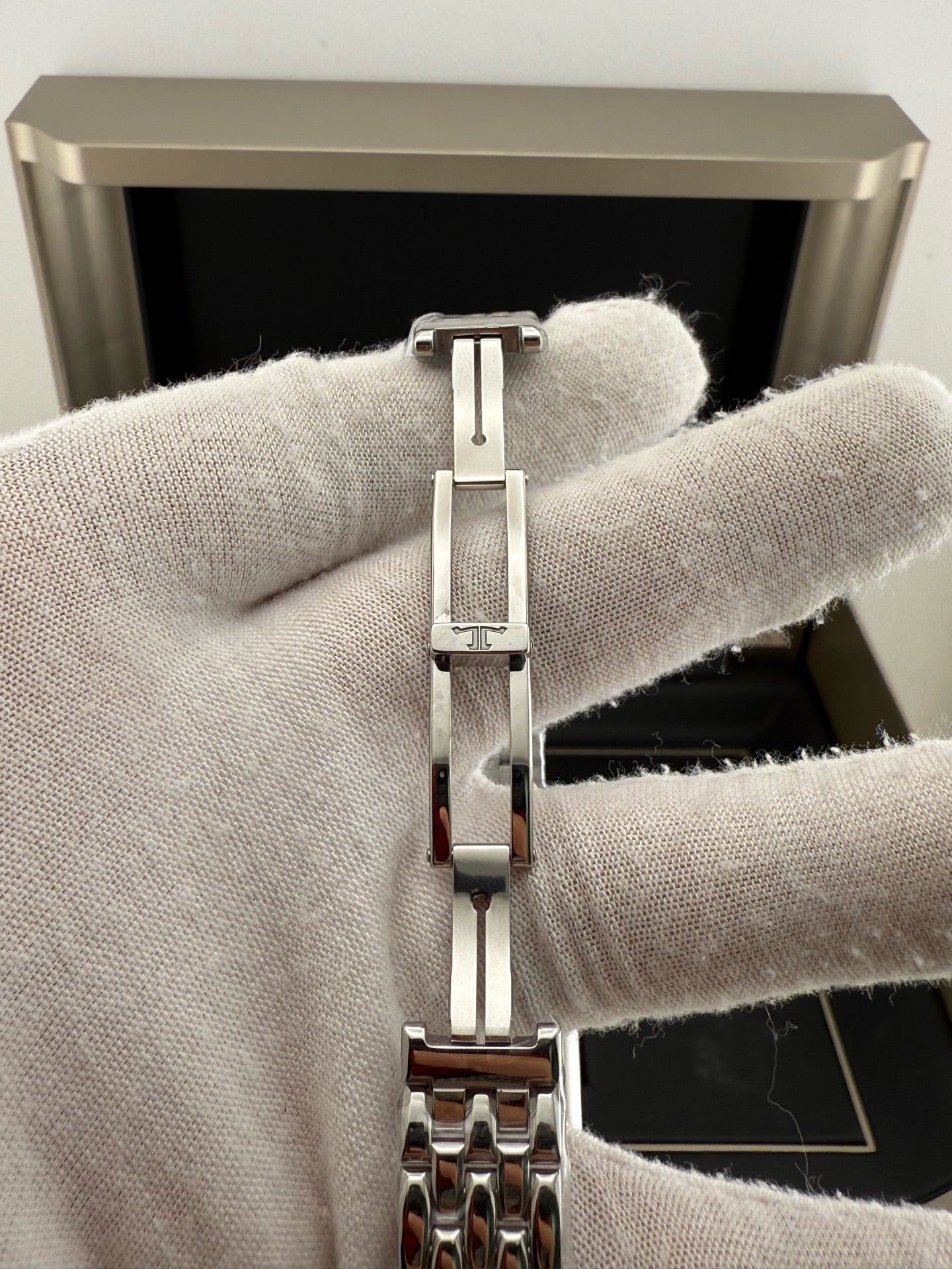 Jaeger-LeCoultre 3348120 detail 3
