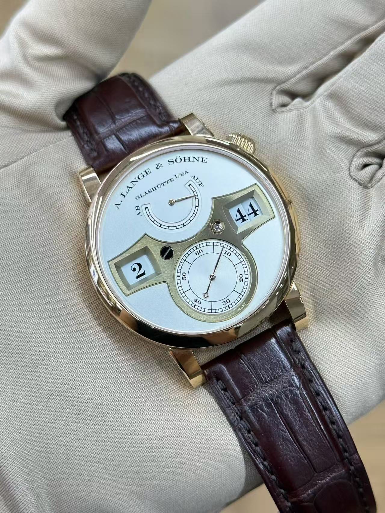 A. Lange & S&ouml;hne 140.032 detail 8