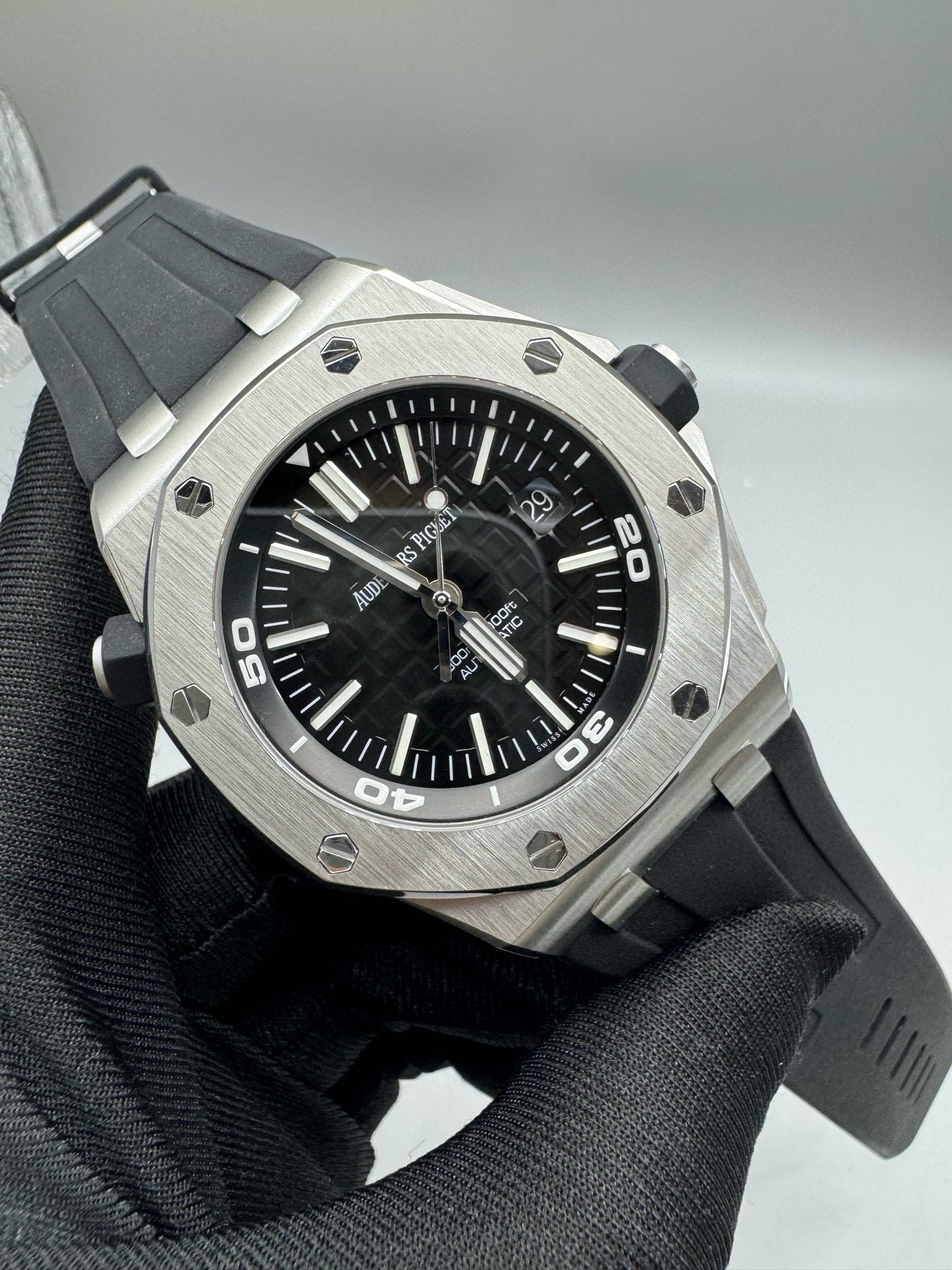 Audemars Piguet 15710ST detail 2