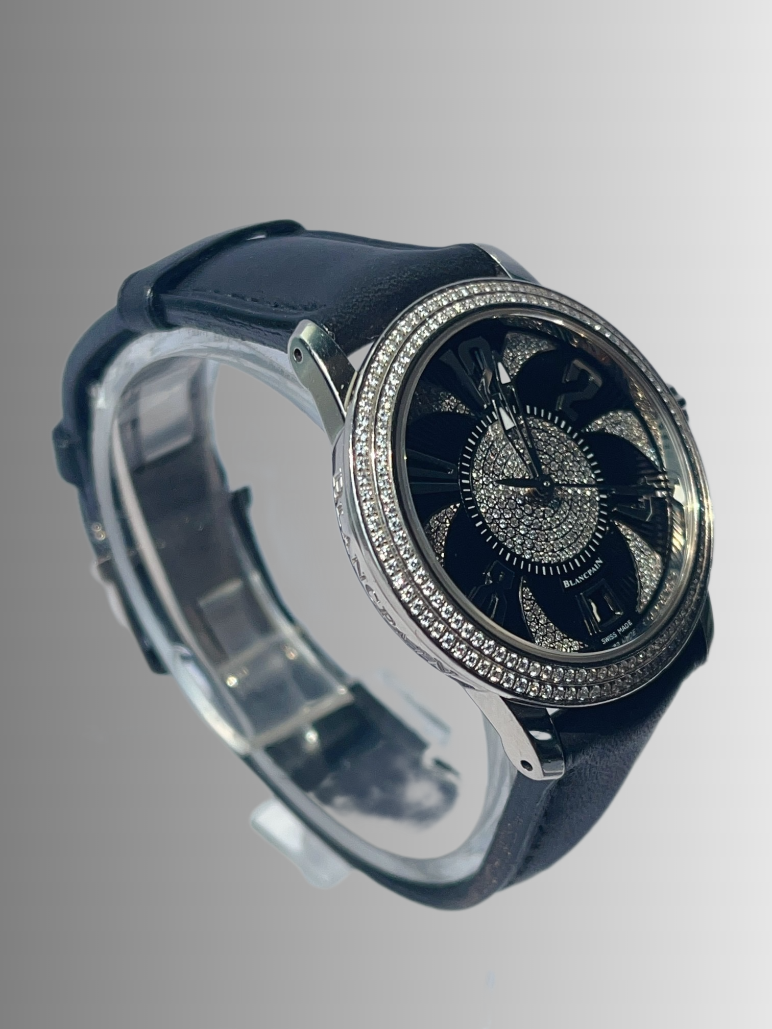 Blancpain 3300-3555-52B detail 2