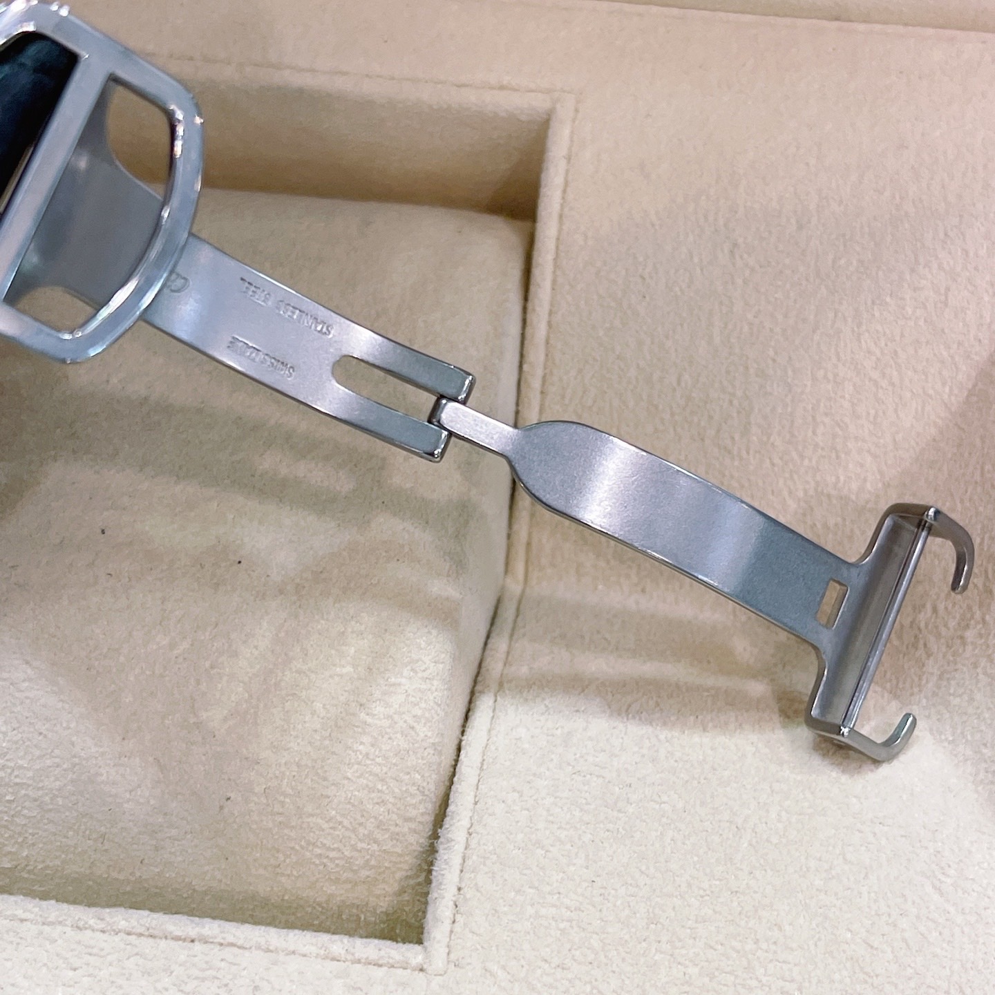 Cartier WSTA0028 detail 5