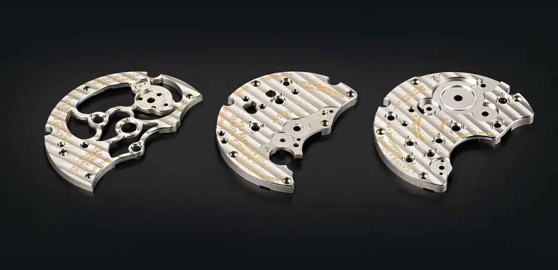 What is a Three Quarter Plate?
