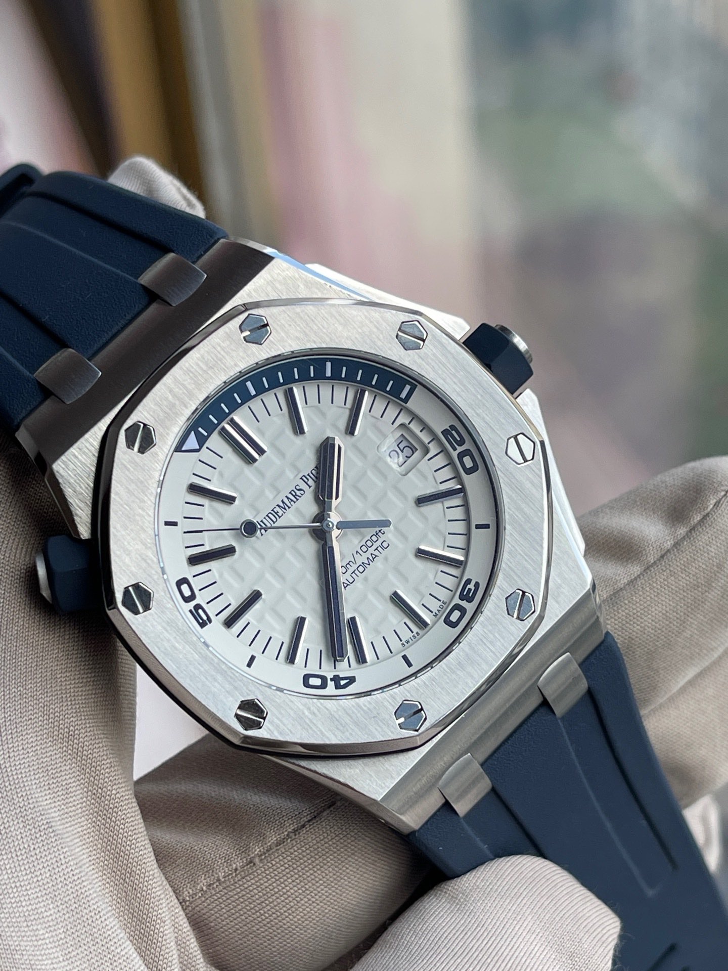 Audemars Piguet 15710ST.OO.A010CA.01 detail 1