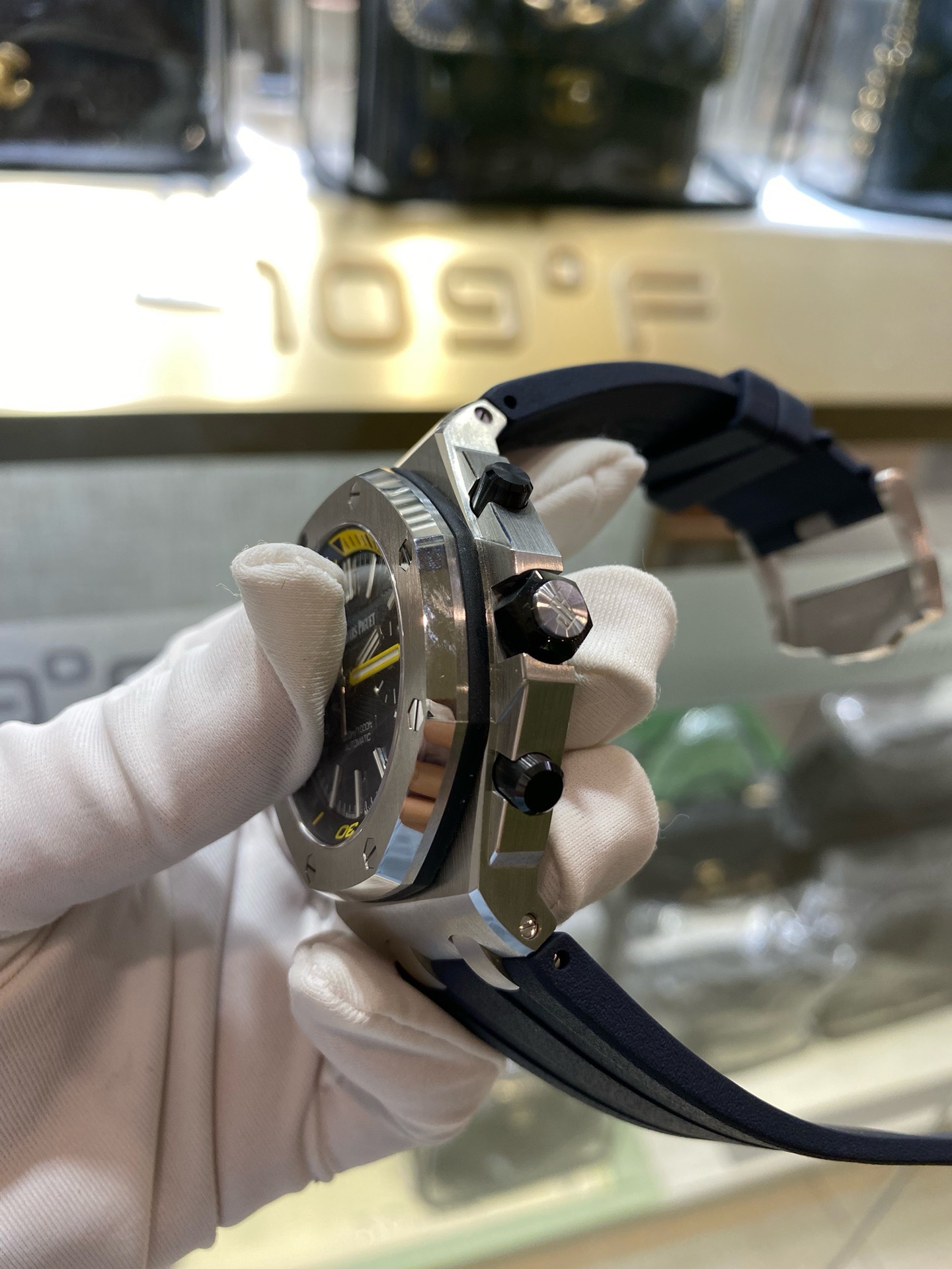 Audemars Piguet 26703ST.OO.A027CA.01 detail 1