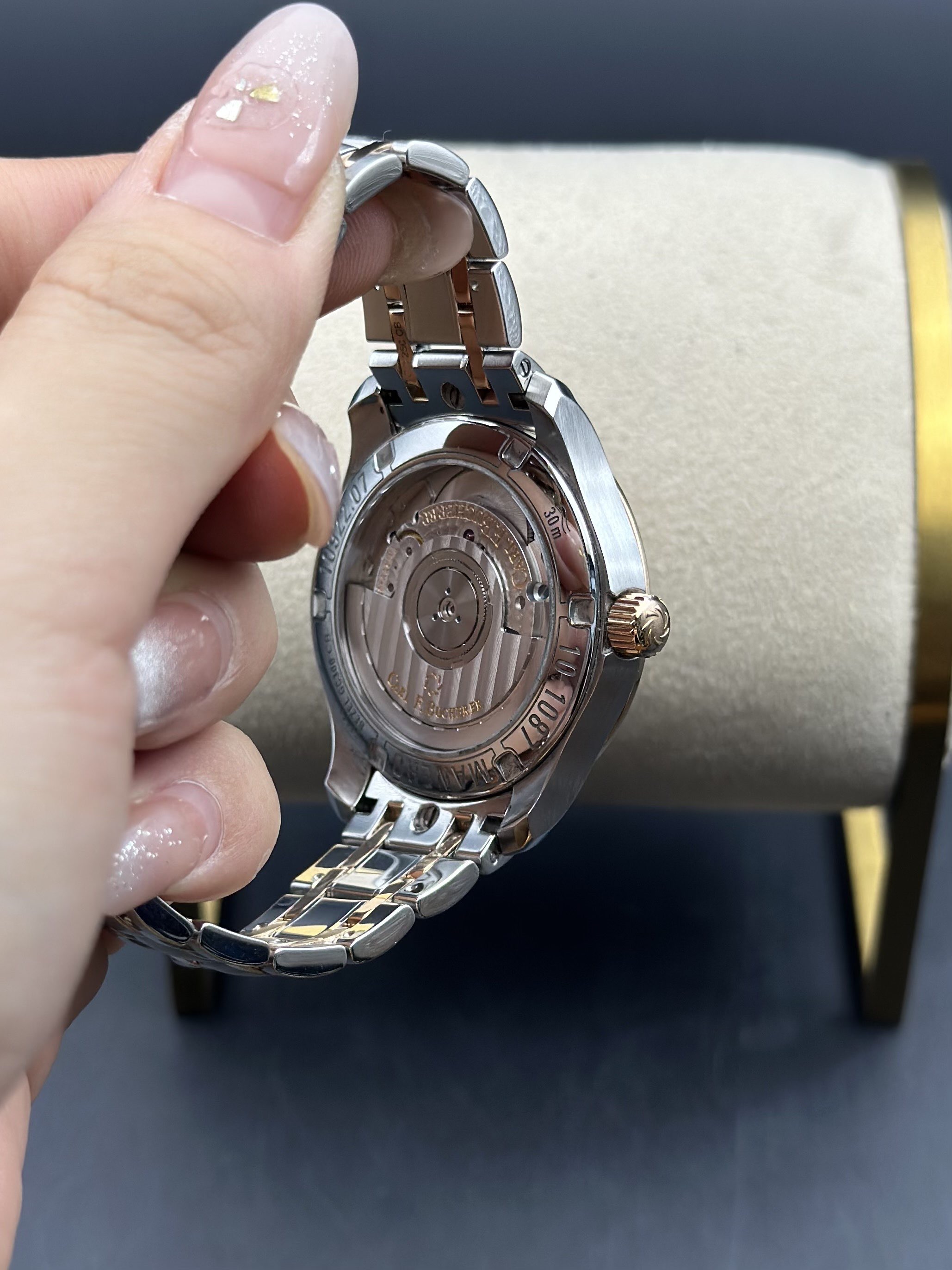 Carl F. Bucherer 00.10922.07.53.21 detail 3