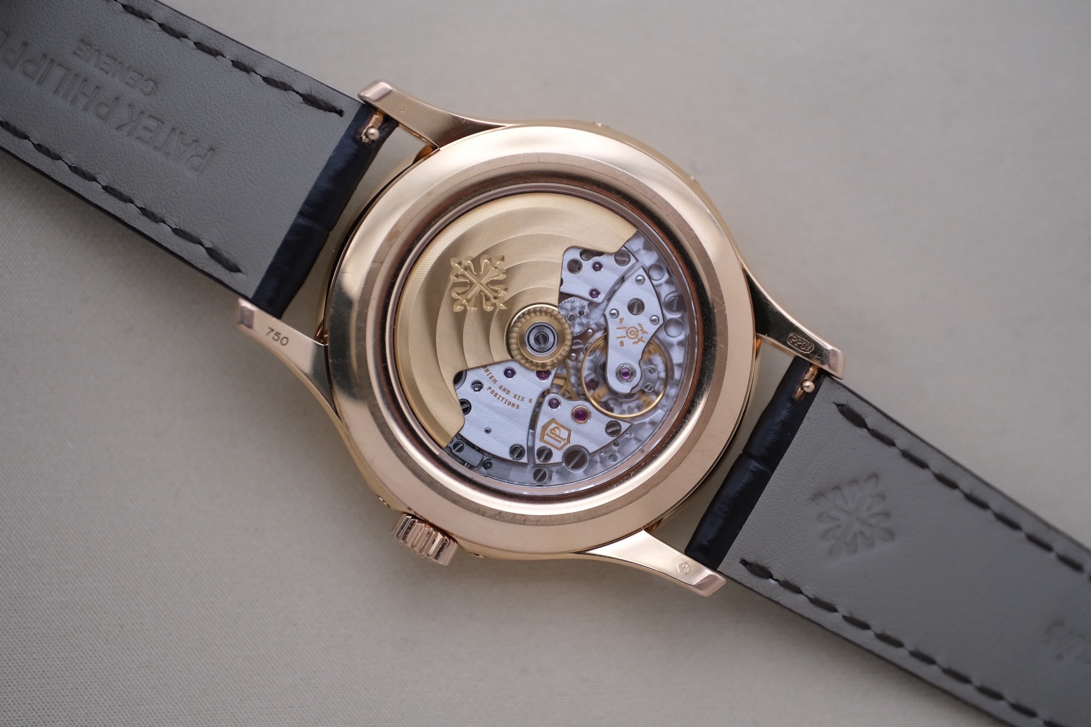 Patek Philippe 5205R-001 detail 6