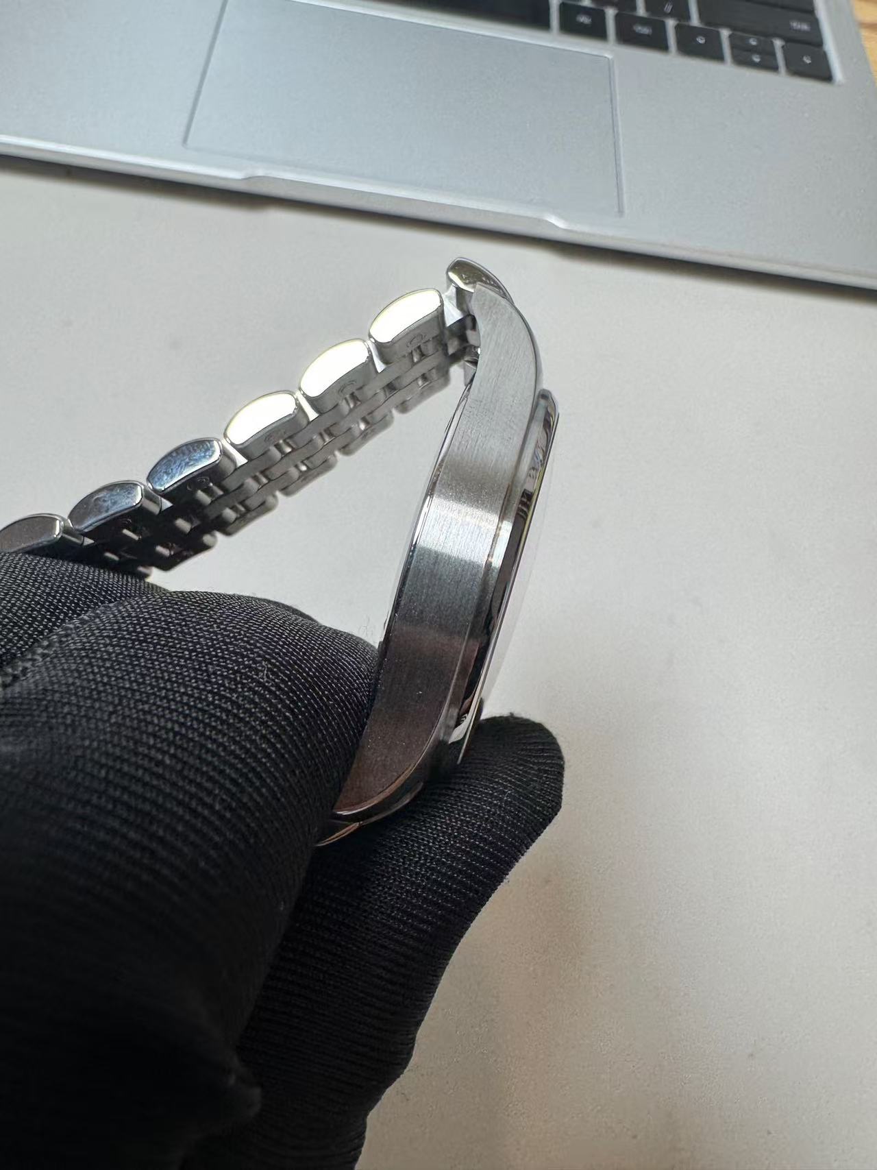 IWC IW328206 detail 2