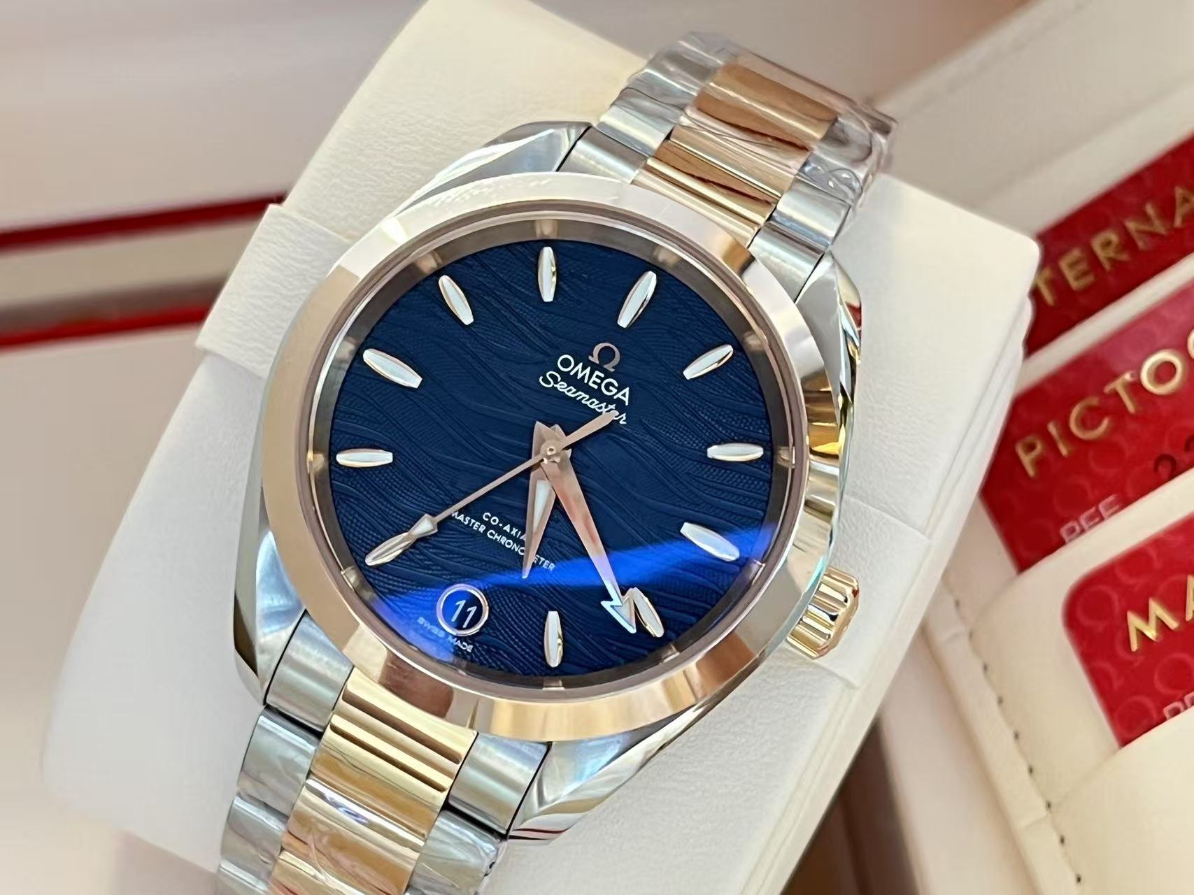 Omega 220.20.34.20.03.001