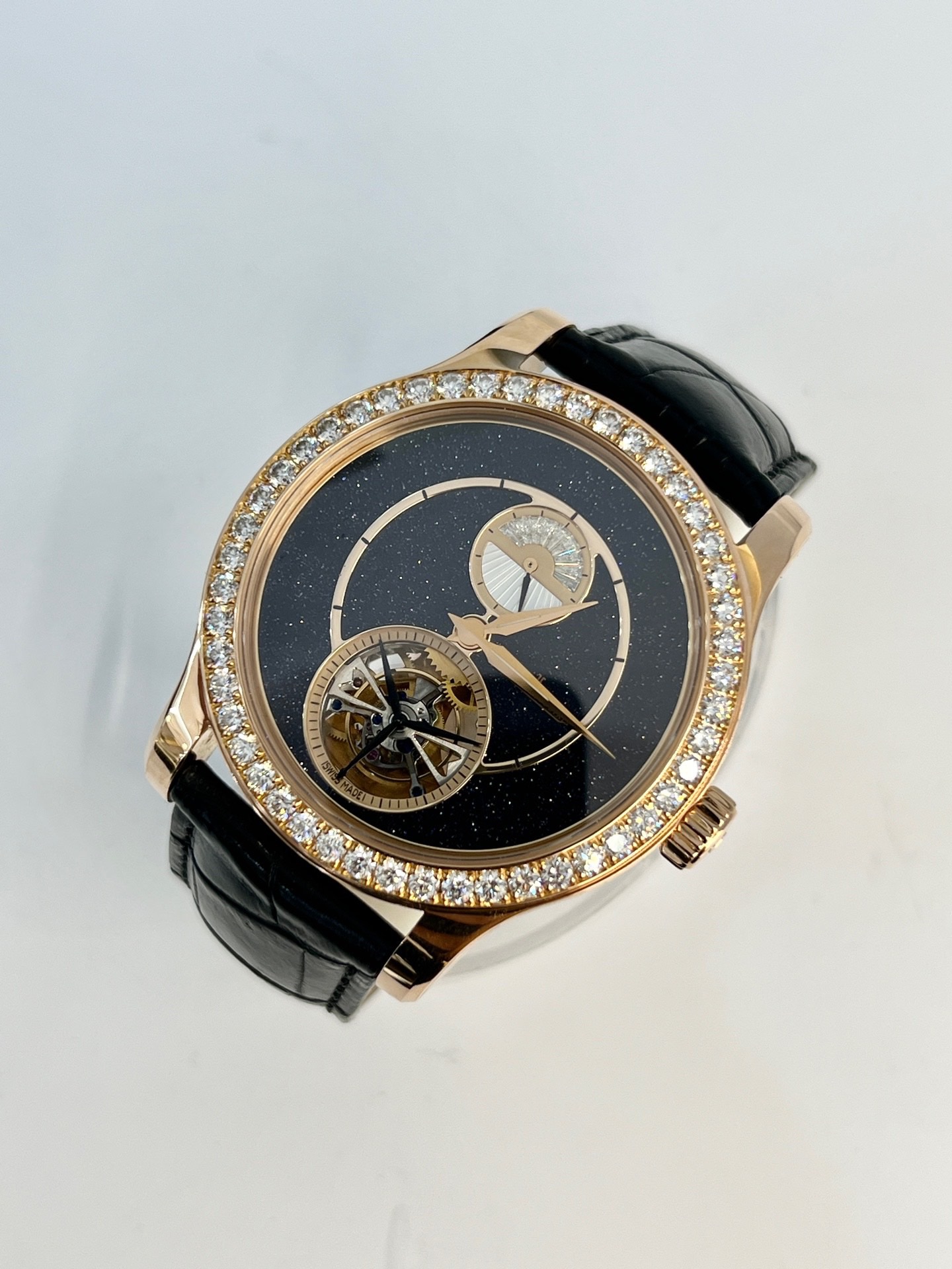 Jaeger-LeCoultre 166243K detail 2