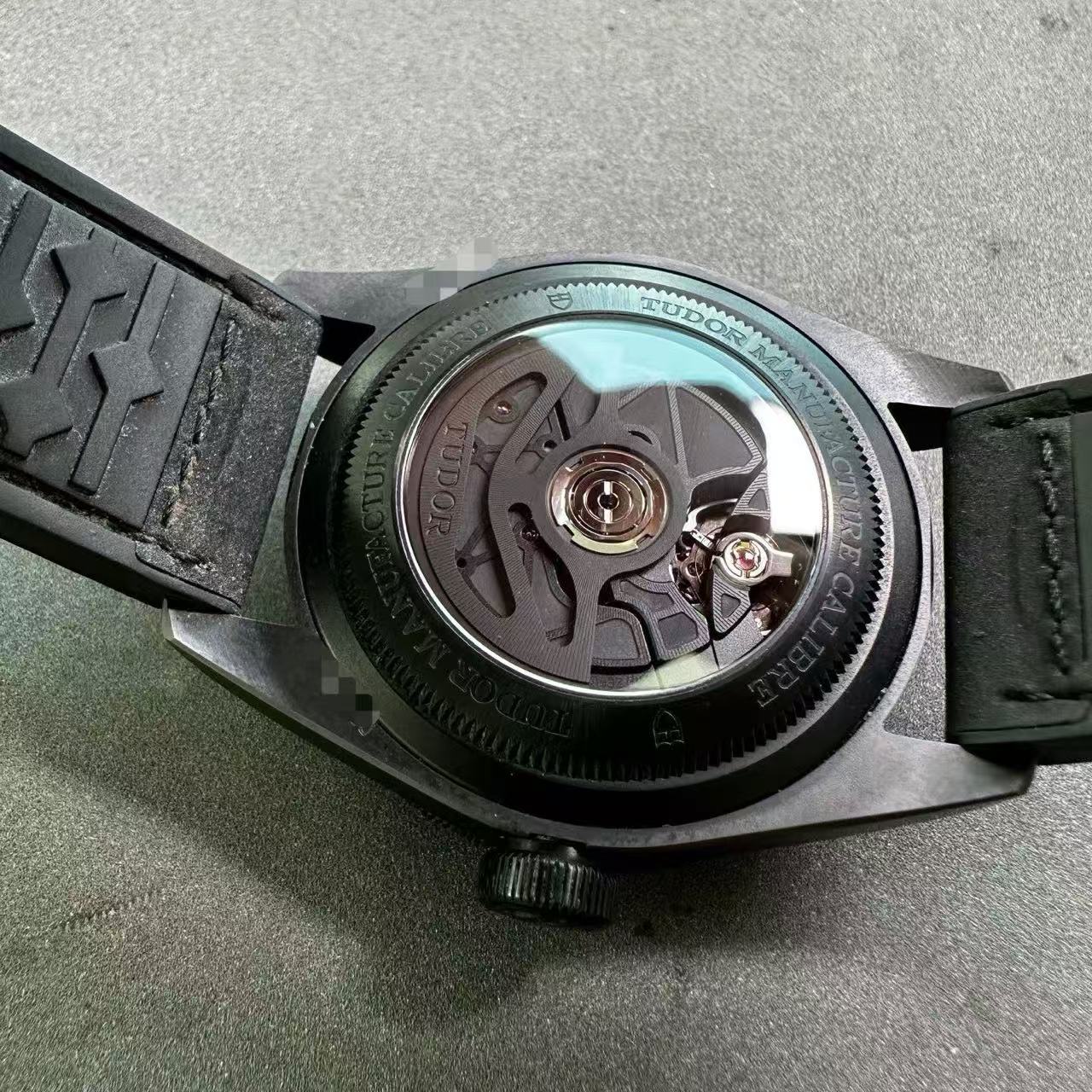 Tudor m79210cnu-0001 detail 5