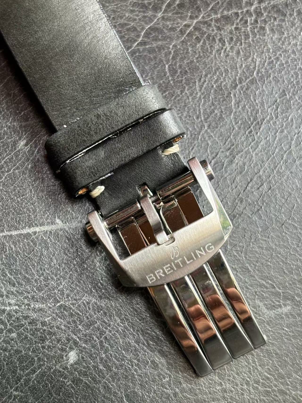Breitling ab01211b1b1x2 detail 4