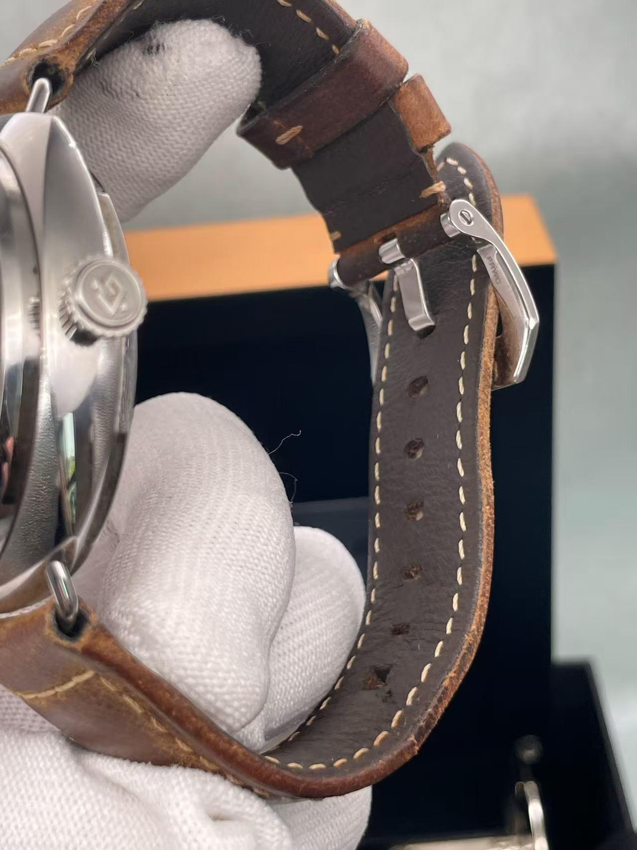 Panerai PAM00424 detail 2