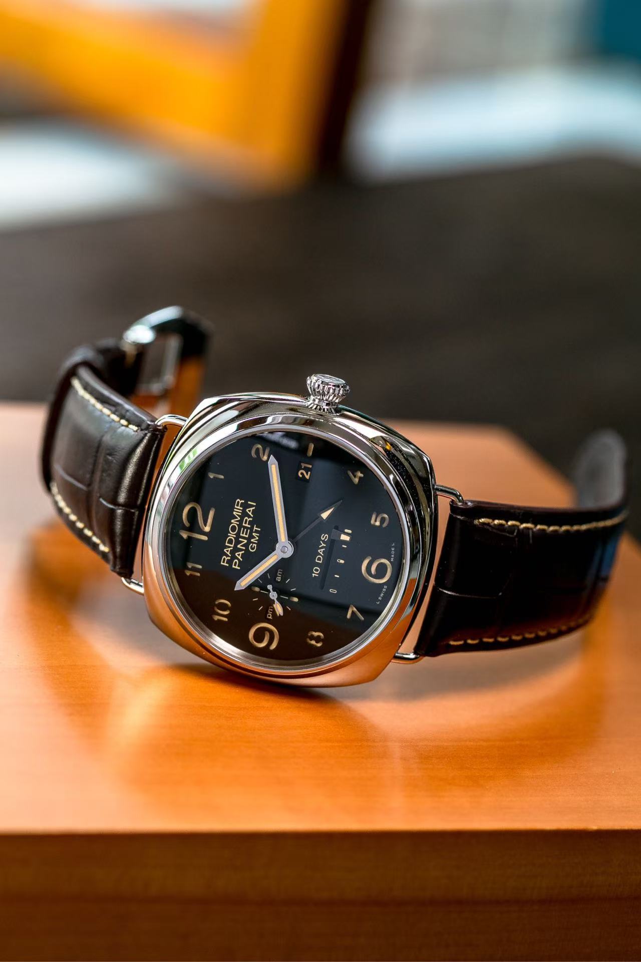 Panerai PAM0047x detail 5