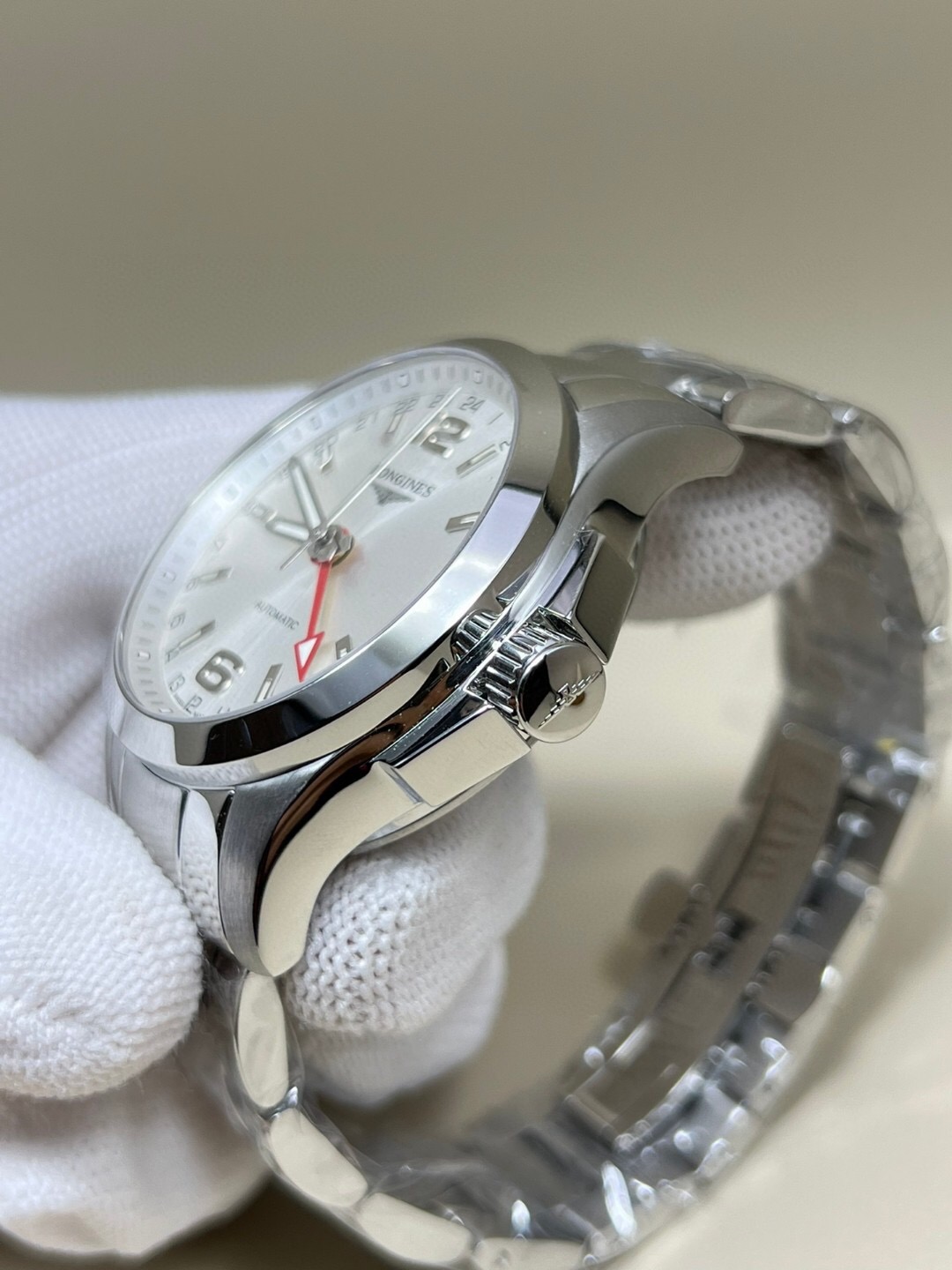 Longines L3.687.4.76.6 detail 3