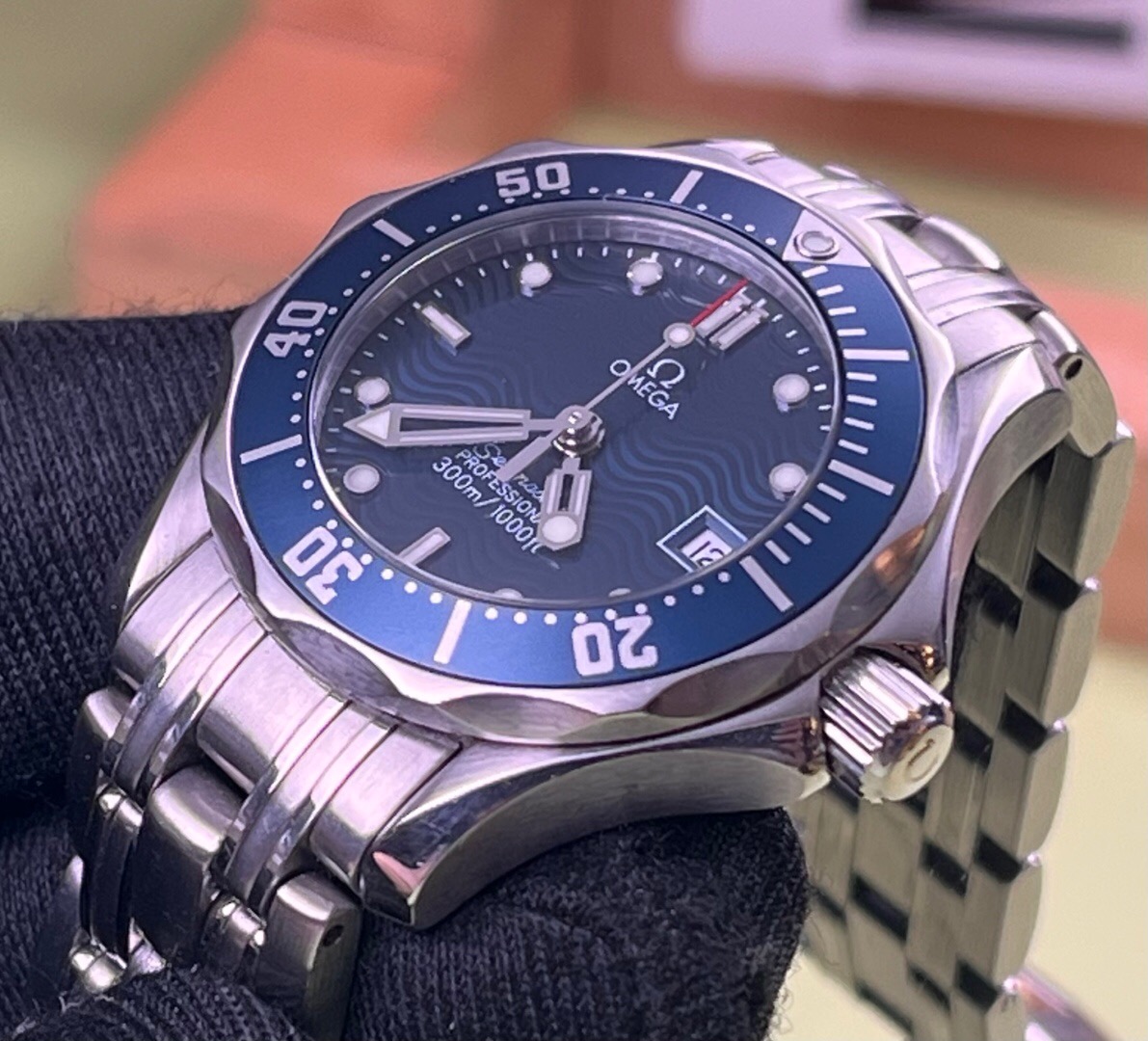 Omega 2583.80.00 detail 3