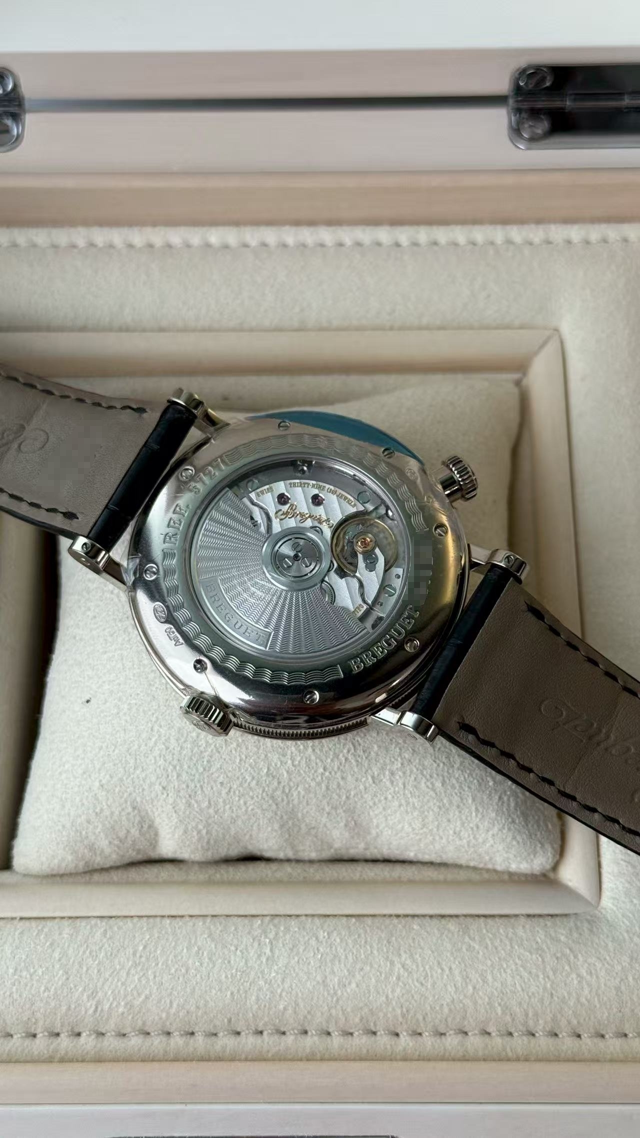 Breguet 5727BB detail 4