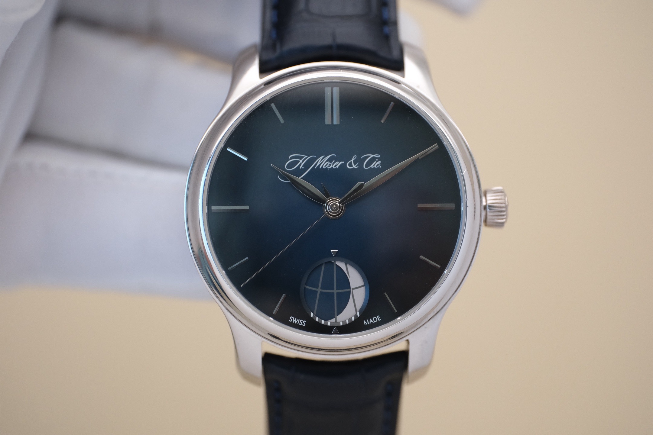 H.Moser & Cie() 1348-0300 detail 5