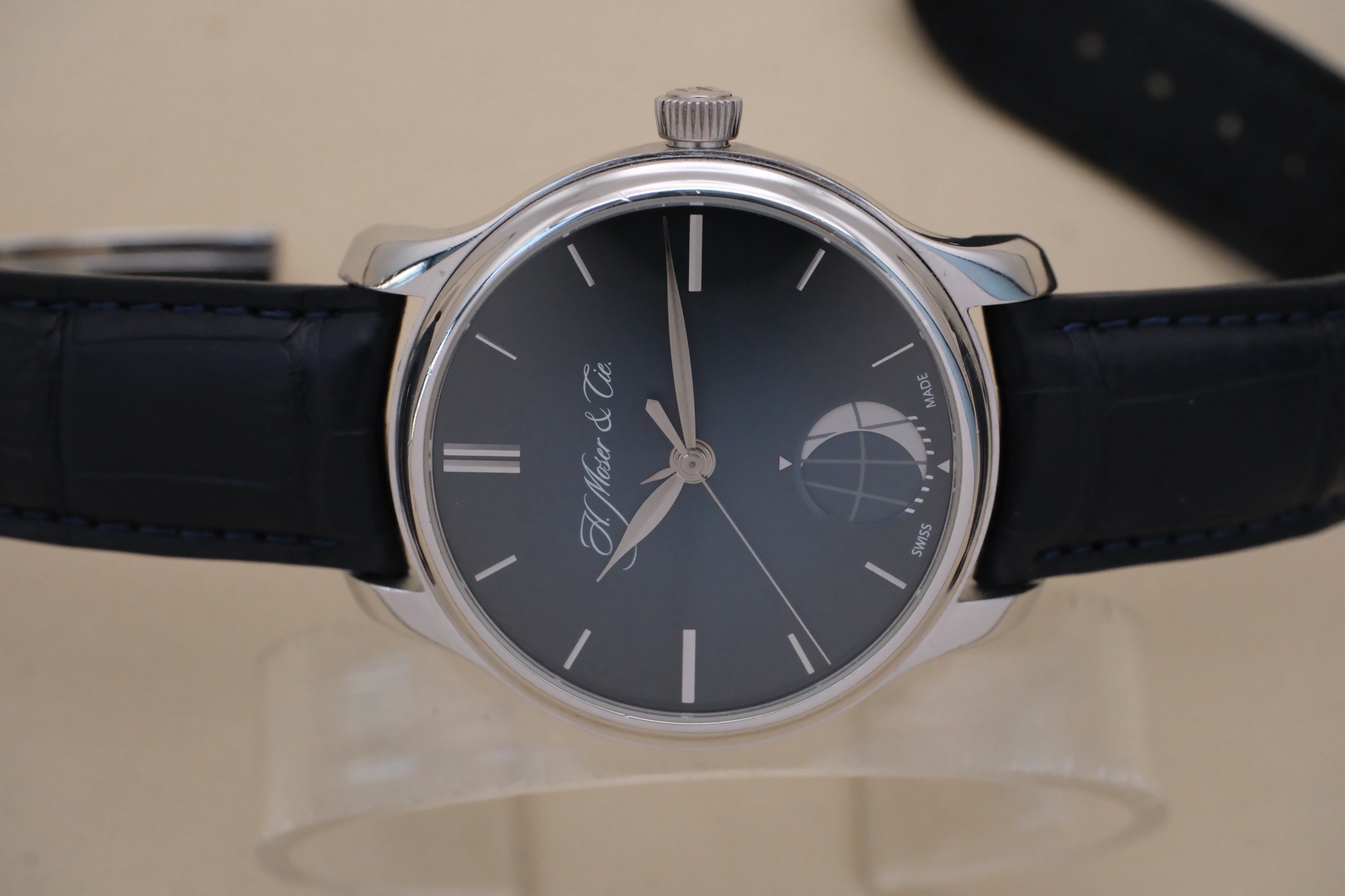 H.Moser & Cie() 1348-0300 detail 6