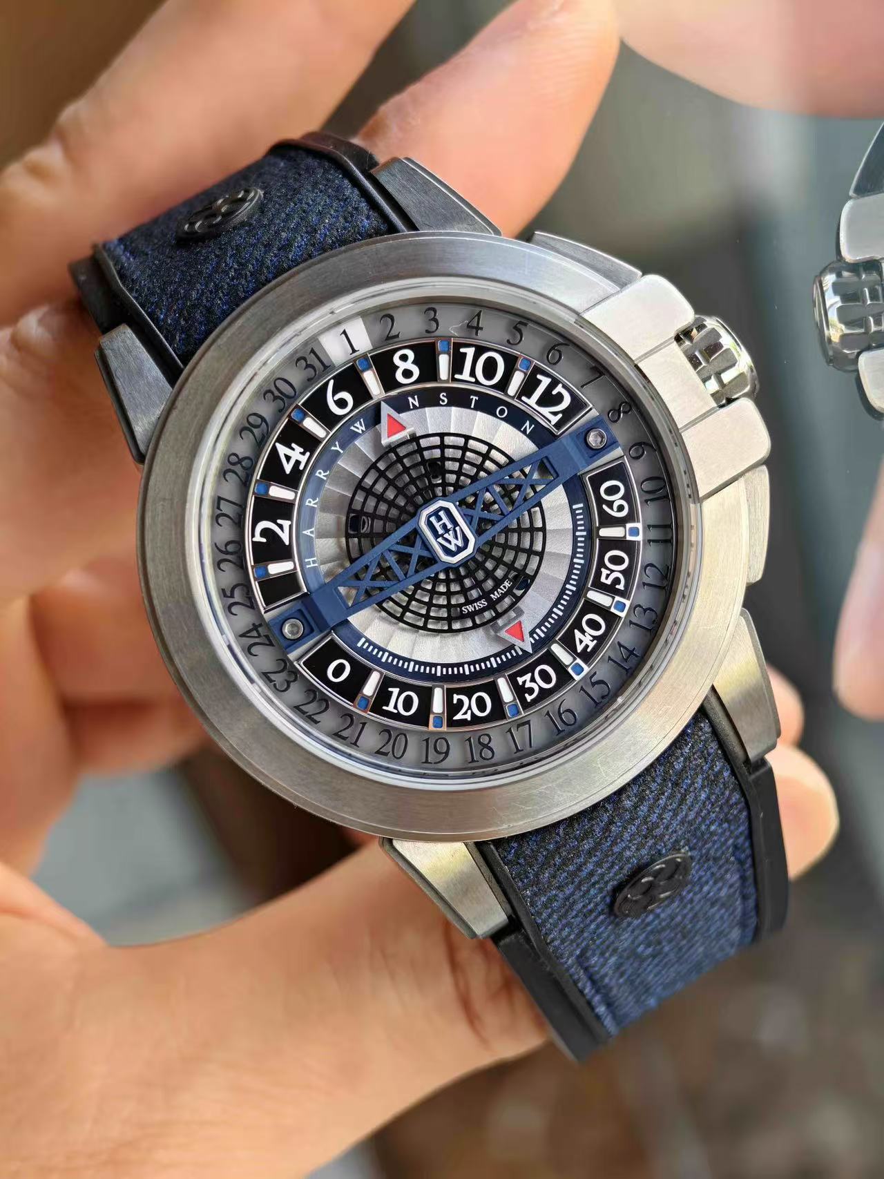 Harry Winston OCEAHR42ZZ001