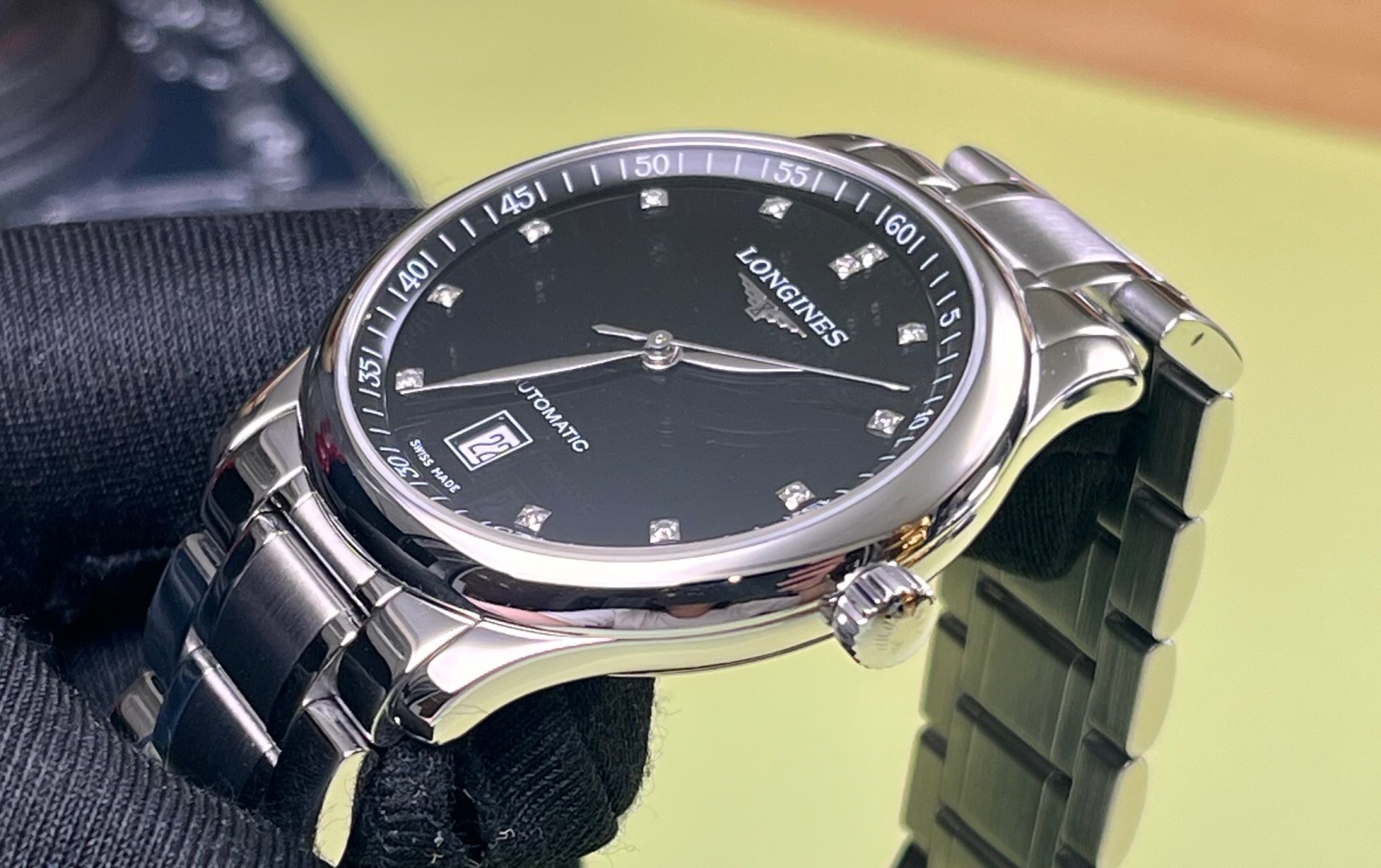 Longines L2.628.4.57.6 detail 4