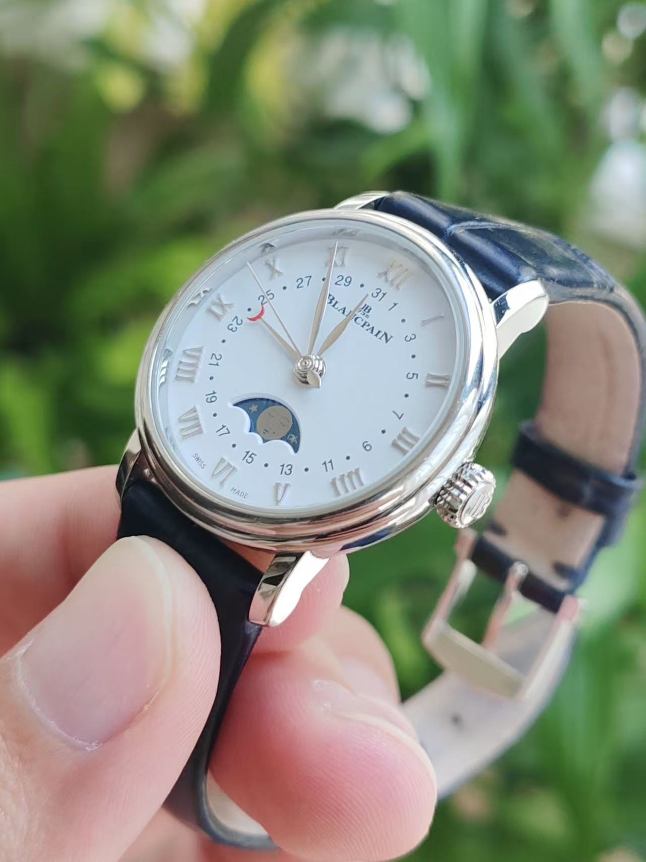 Blancpain 6106-1127-55A detail 1