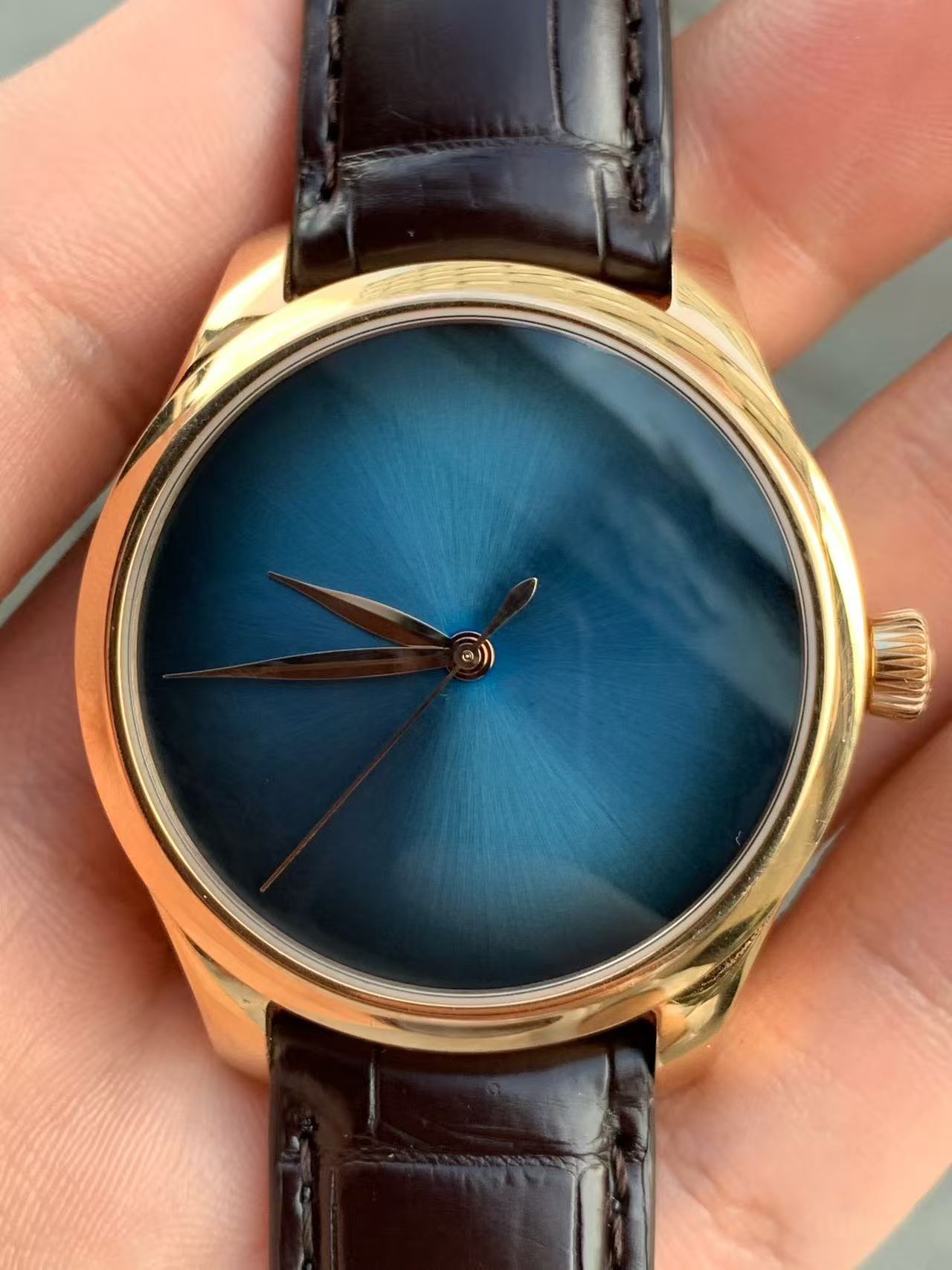 H.Moser & Cie() 1200-0409 detail 3