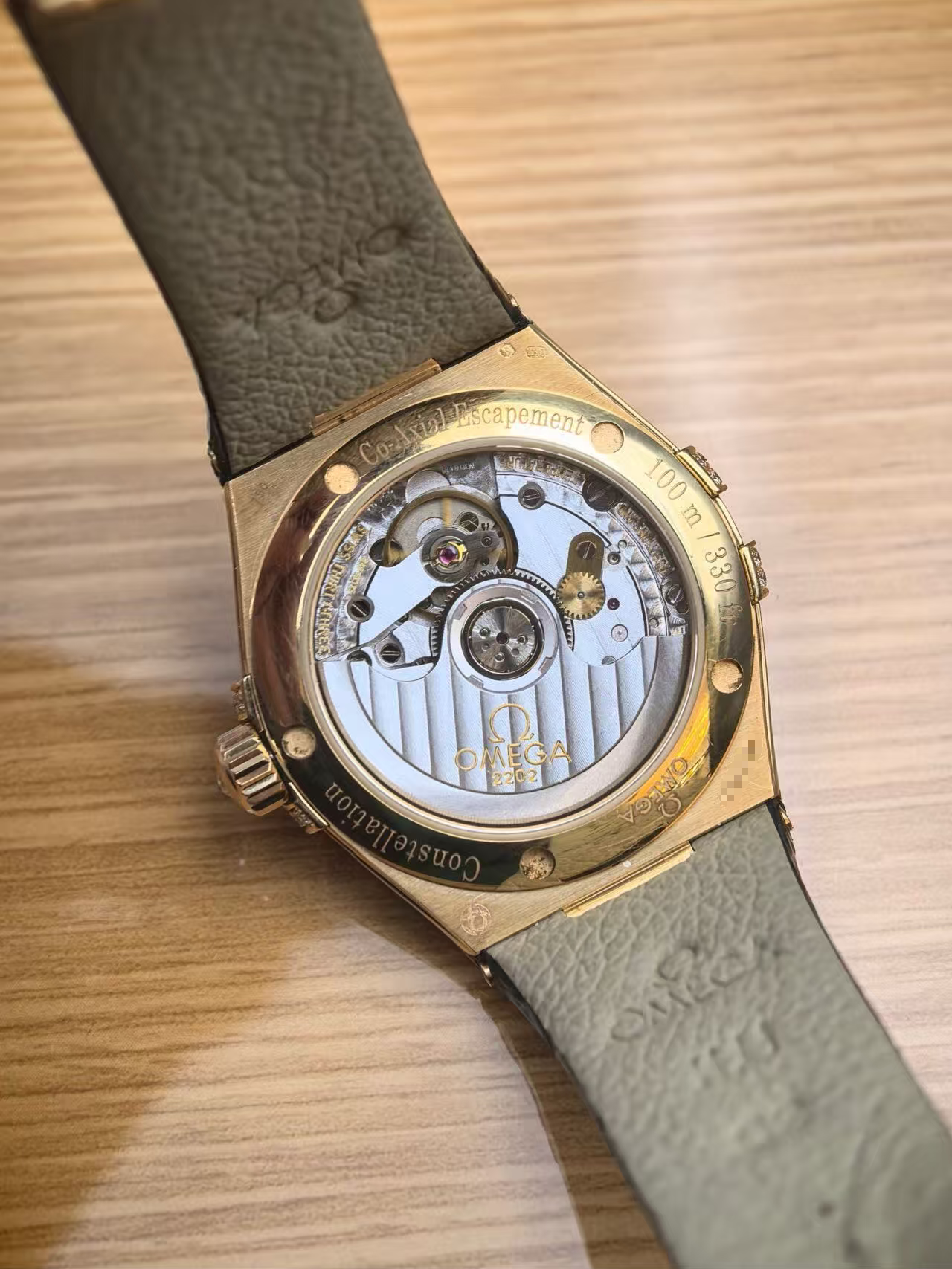 Omega 123.58.35.20.63.001 detail 3