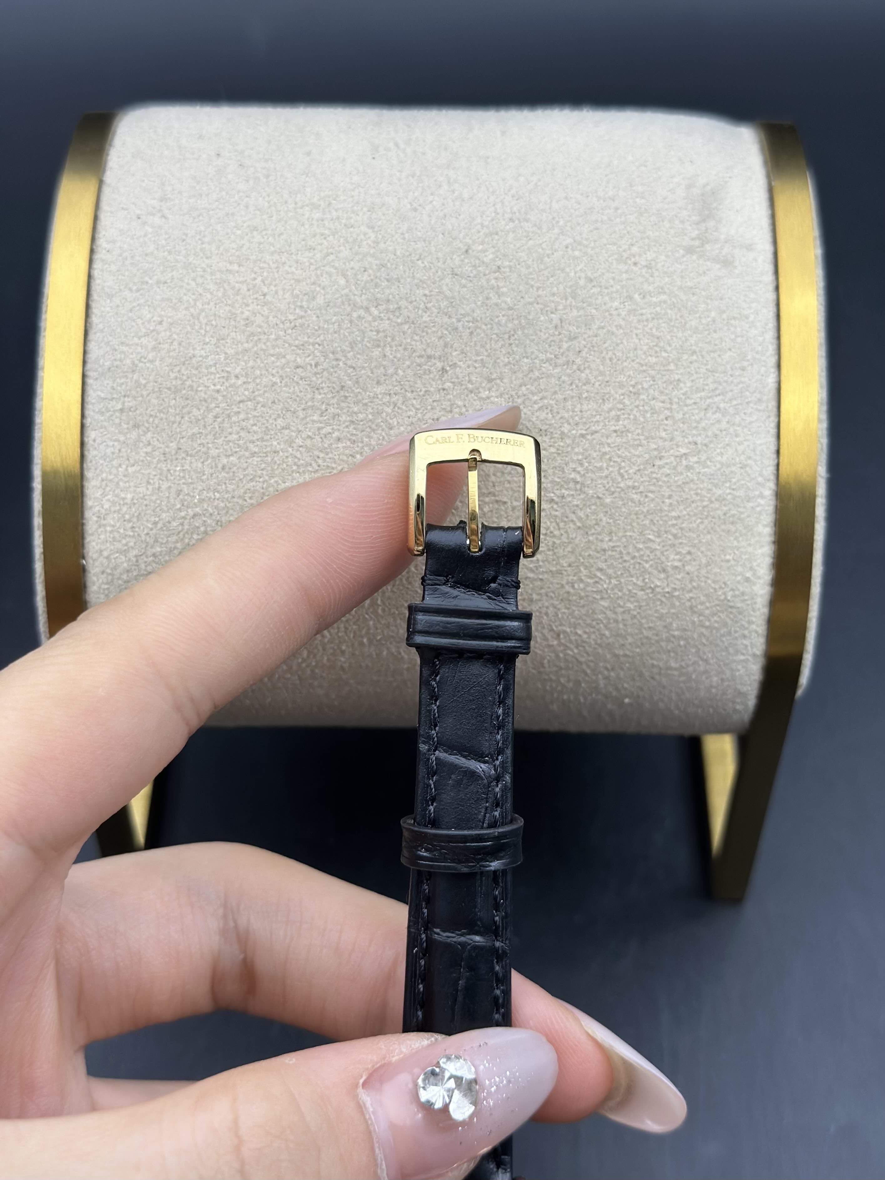 Carl F. Bucherer 00.10303.03.17.235 detail 5