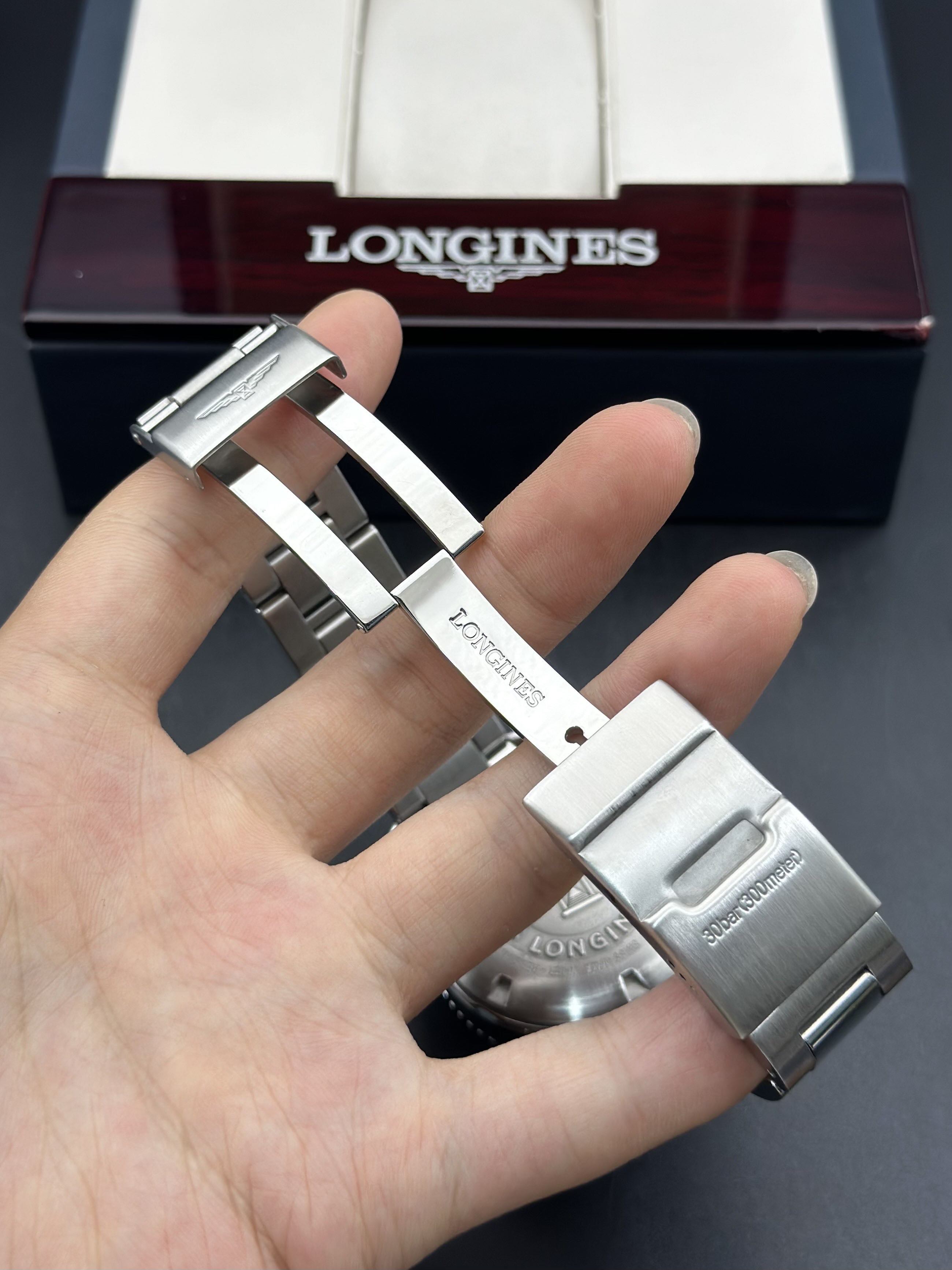 Longines L3.741.4.96.6 detail 4