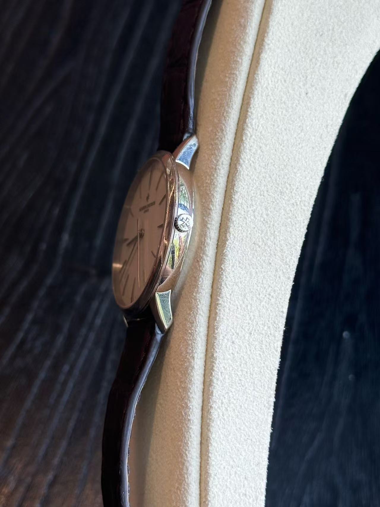 Vacheron Constantin 86180 / 000g detail 2