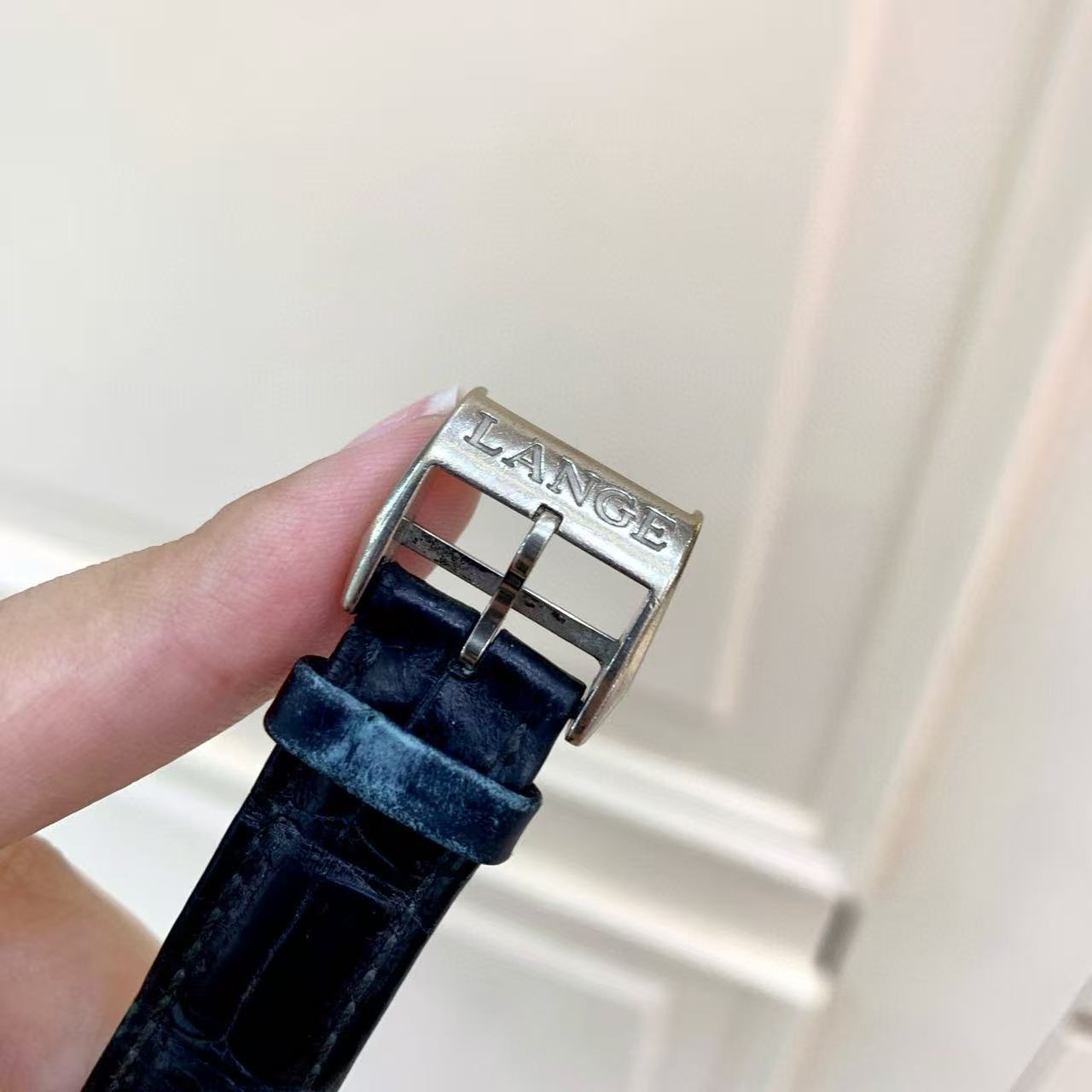 A. Lange & S&ouml;hne 402.026 detail 4